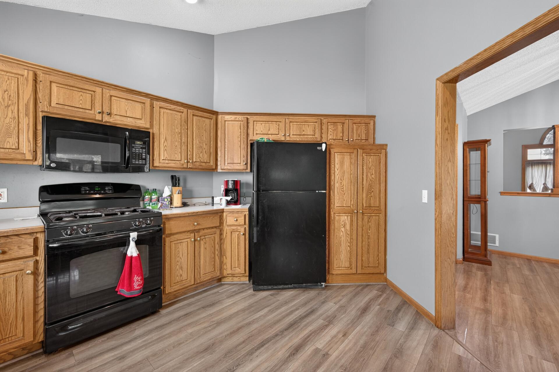 View of Residential at 2883 Duluth Street, Maplewood MN 55109, Maplewood (14 of 33) - Mike Wilen | Minnesota Team Real Estate