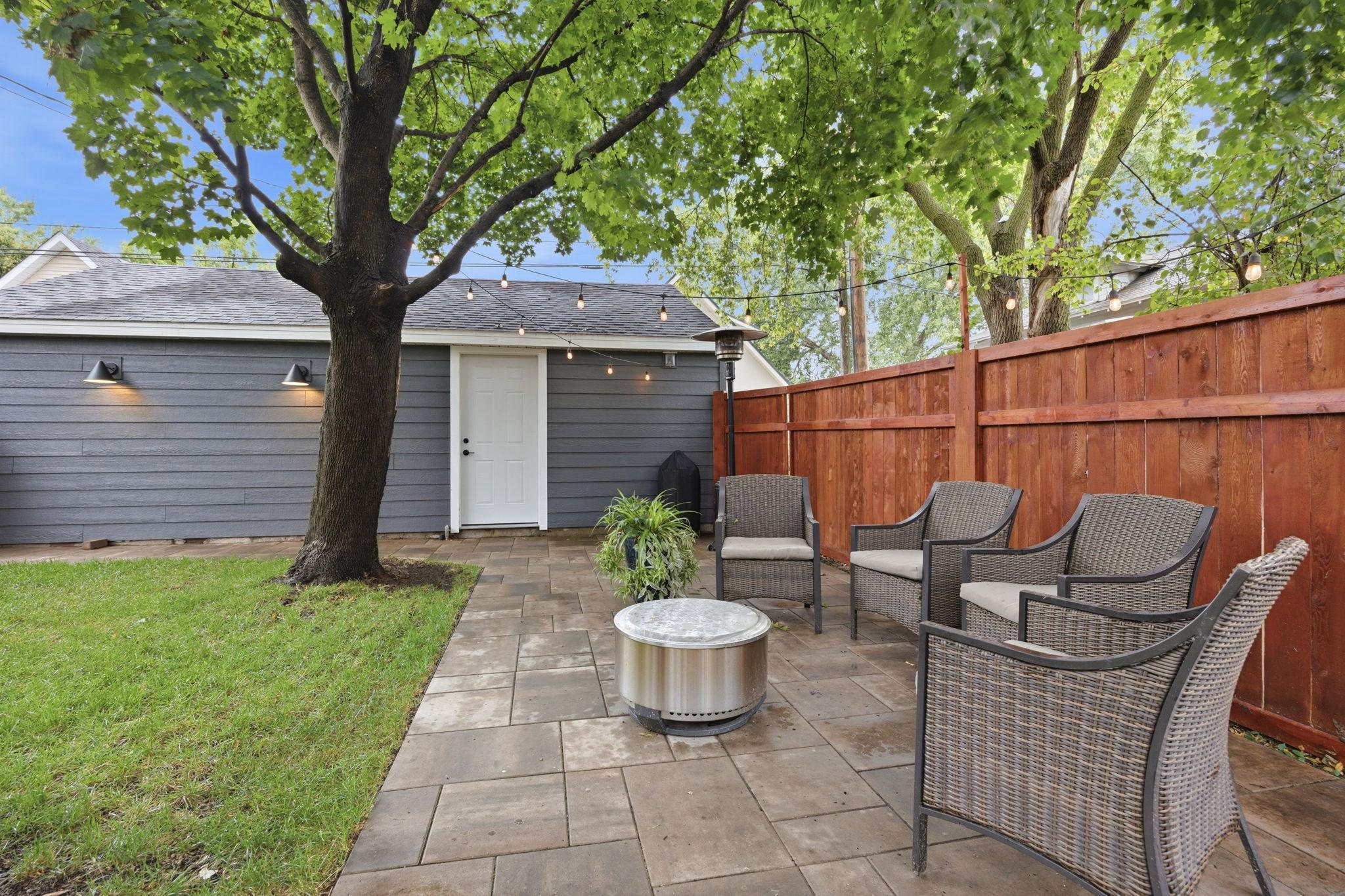 View of Residential at 313 Vincent Avenue, Minneapolis MN 55405, Minneapolis (32 of 35) - Mike Wilen | Minnesota Team Real Estate