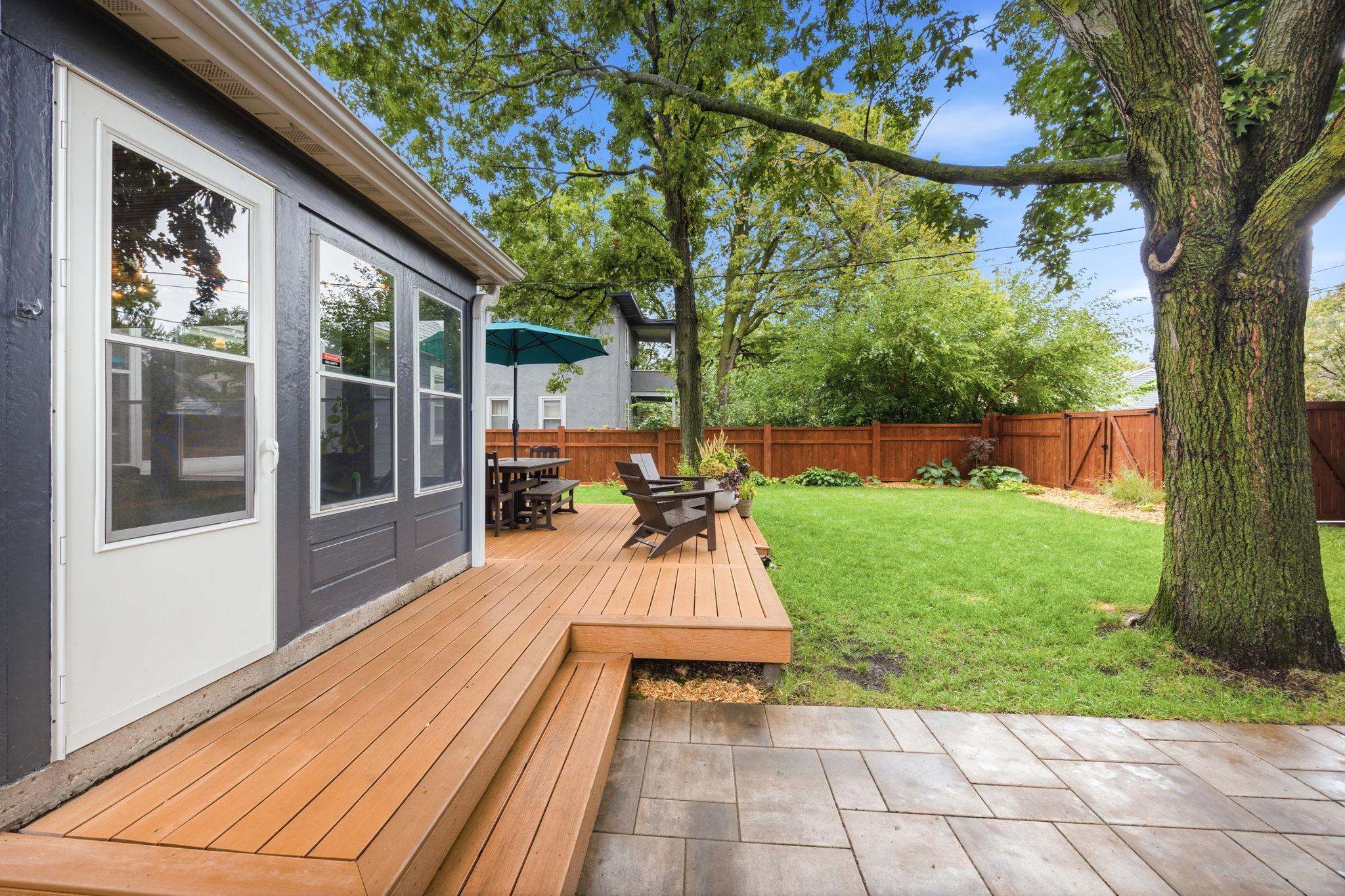 View of Residential at 313 Vincent Avenue, Minneapolis MN 55405, Minneapolis (31 of 35) - Mike Wilen | Minnesota Team Real Estate