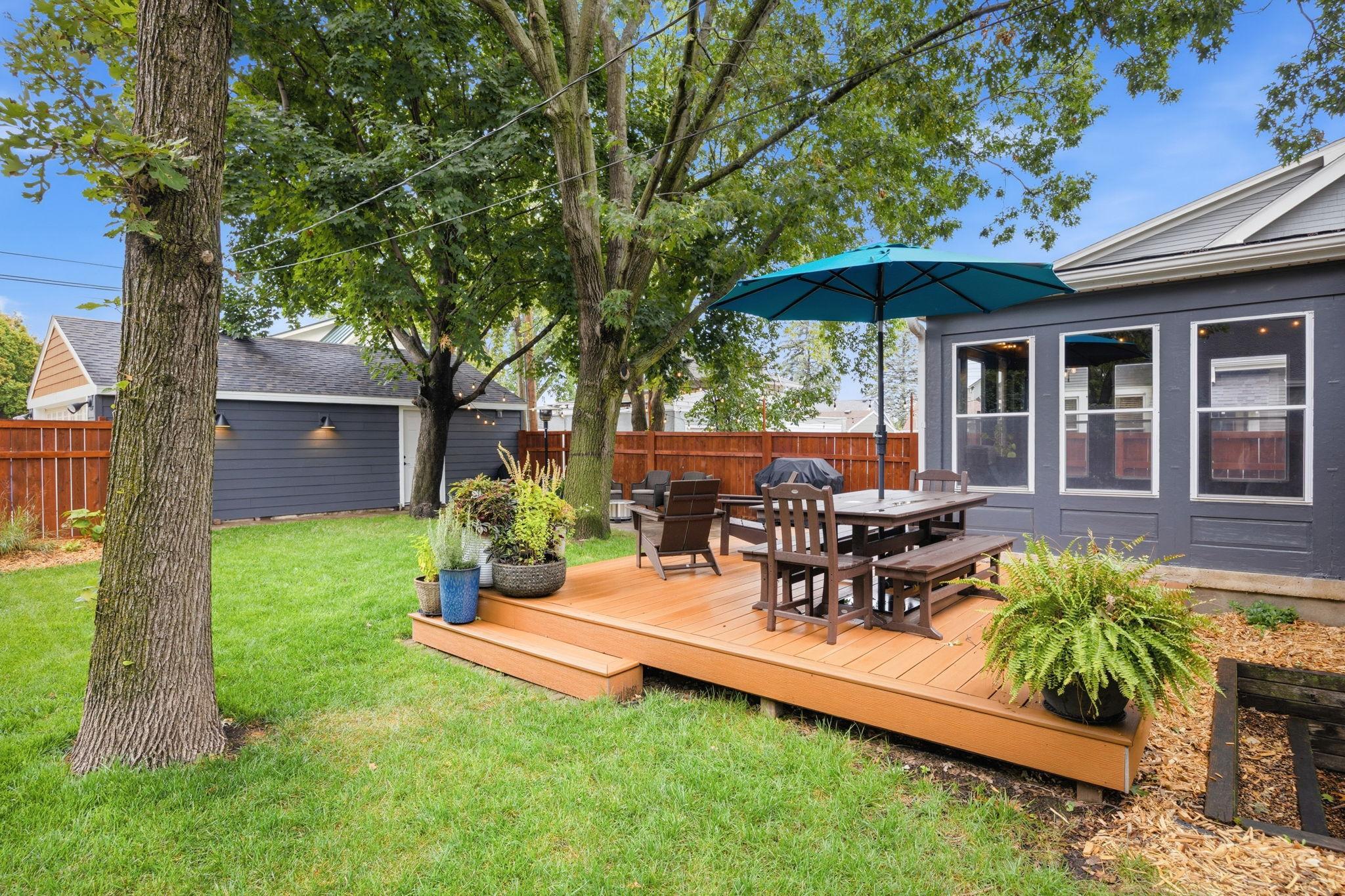 View of Residential at 313 Vincent Avenue, Minneapolis MN 55405, Minneapolis (30 of 35) - Mike Wilen | Minnesota Team Real Estate