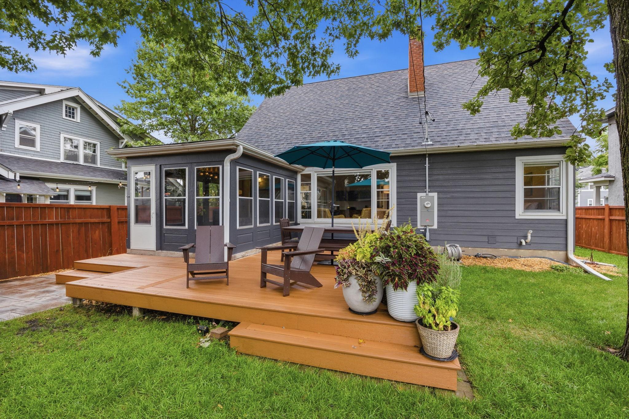 View of Residential at 313 Vincent Avenue, Minneapolis MN 55405, Minneapolis (29 of 35) - Mike Wilen | Minnesota Team Real Estate