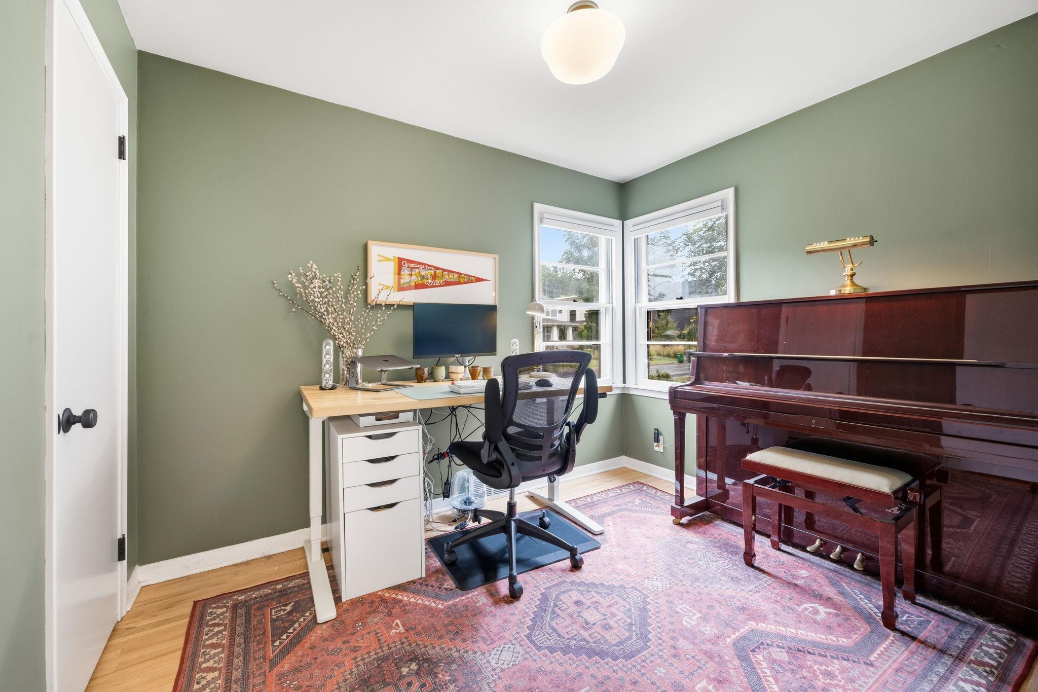 View of Residential at 313 Vincent Avenue, Minneapolis MN 55405, Minneapolis (16 of 35) - Mike Wilen | Minnesota Team Real Estate