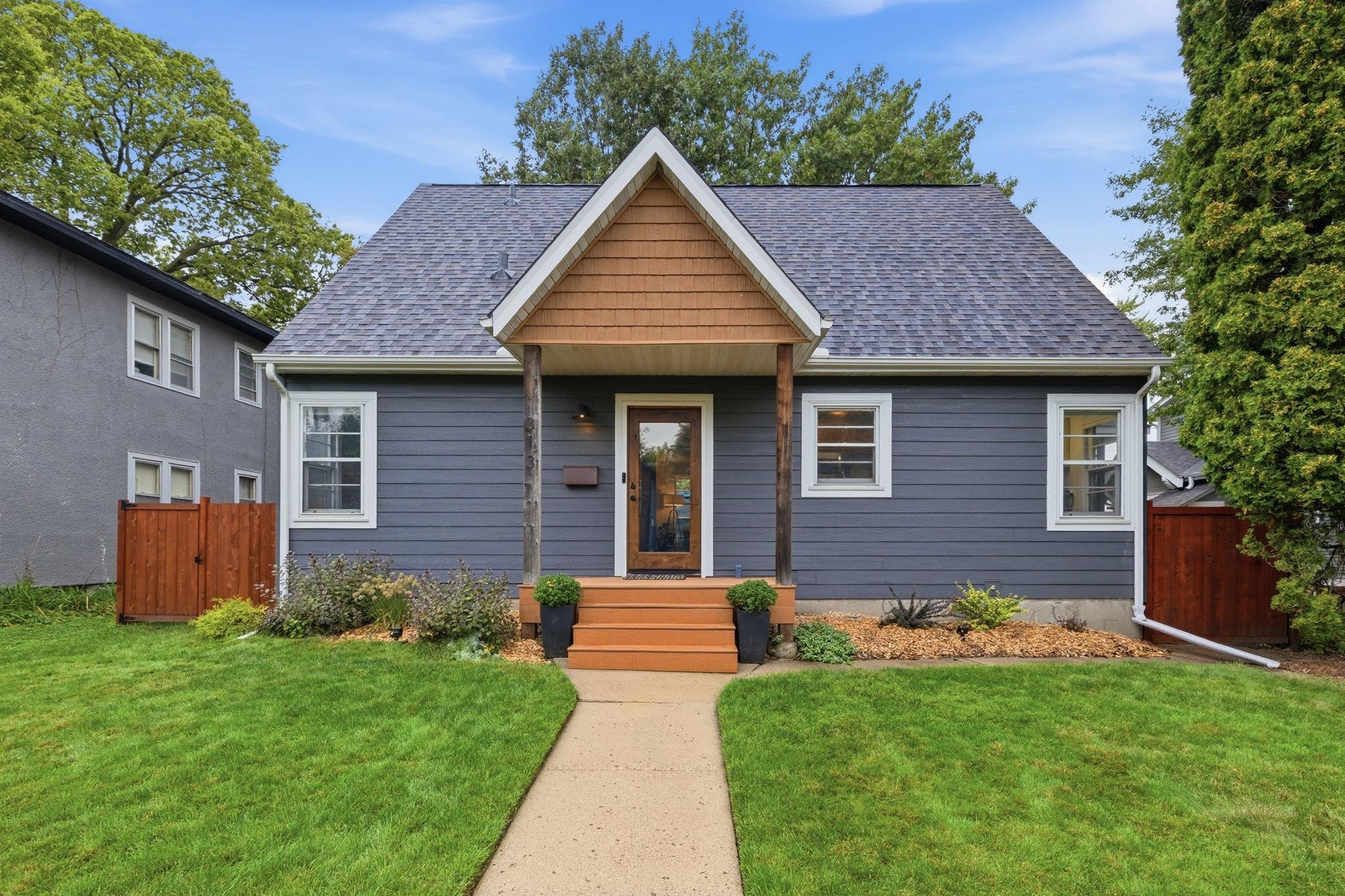 View of Residential at 313 Vincent Avenue, Minneapolis MN 55405, Minneapolis (2 of 35) - Mike Wilen | Minnesota Team Real Estate