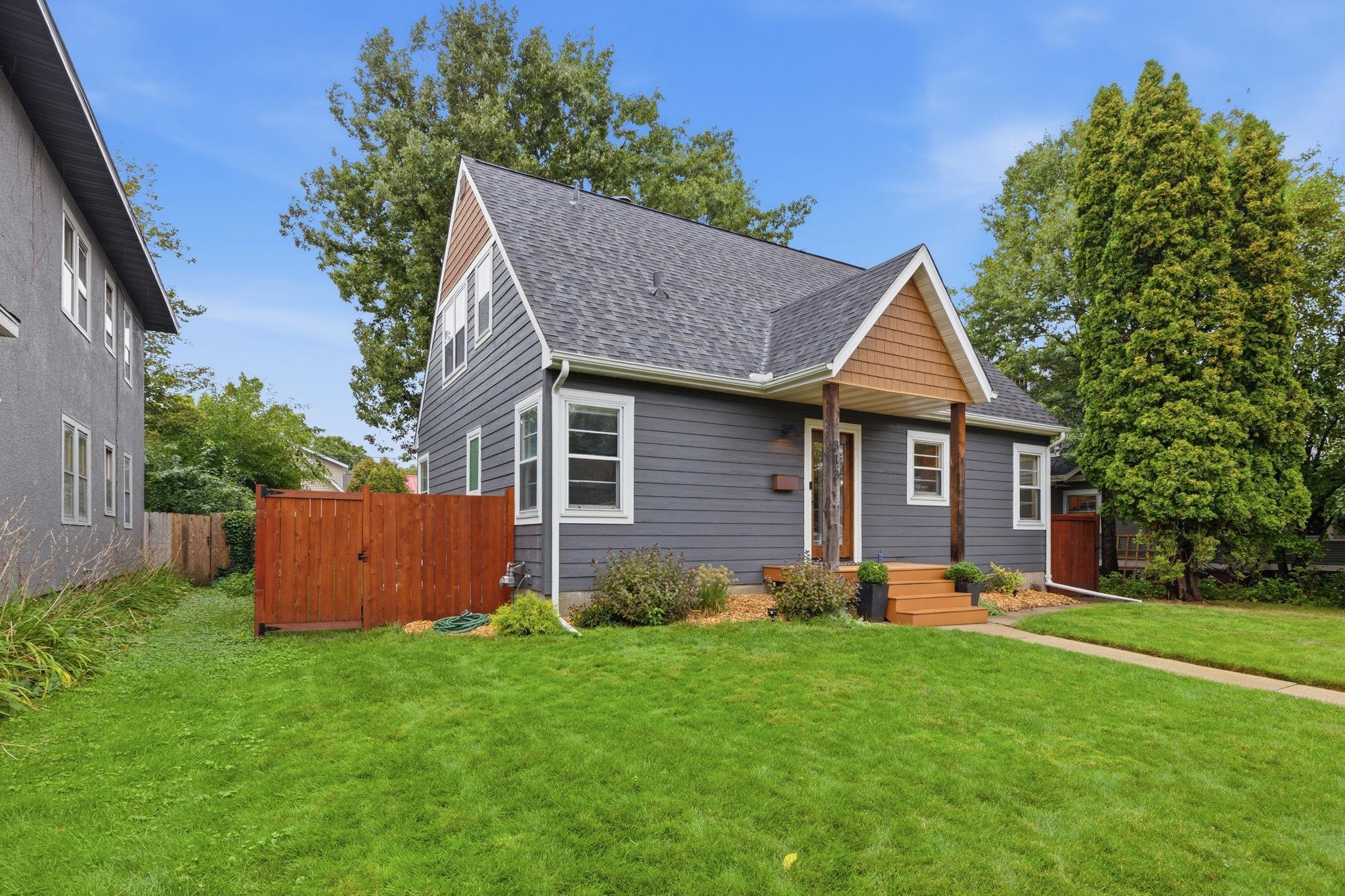 View of Residential at 313 Vincent Avenue, Minneapolis MN 55405, Minneapolis - Mike Wilen | Minnesota Team Real Estate