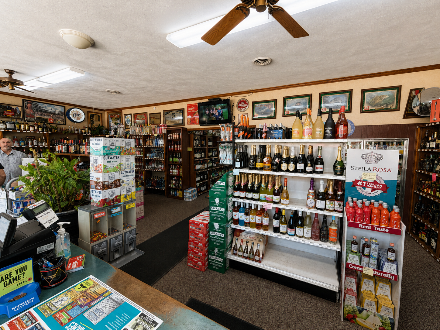 View of Commercial Sale at 404 Main Street, New Prague MN 56071, New Prague (7 of 15) - Mike Wilen | Minnesota Team Real Estate