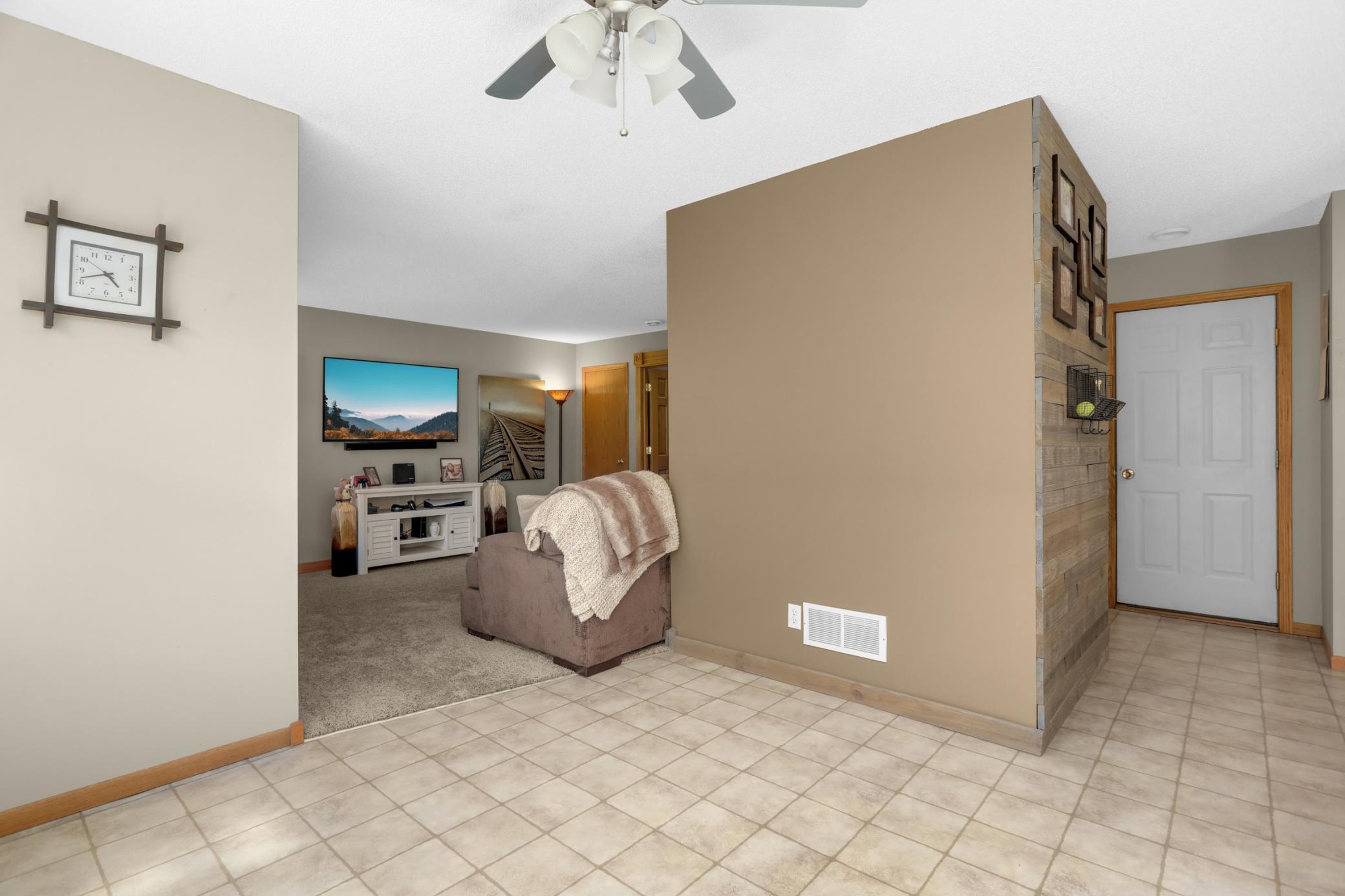 View of Residential at 10487 64th Way, Albertville MN 55301, Albertville (10 of 27) - Mike Wilen | Minnesota Team Real Estate