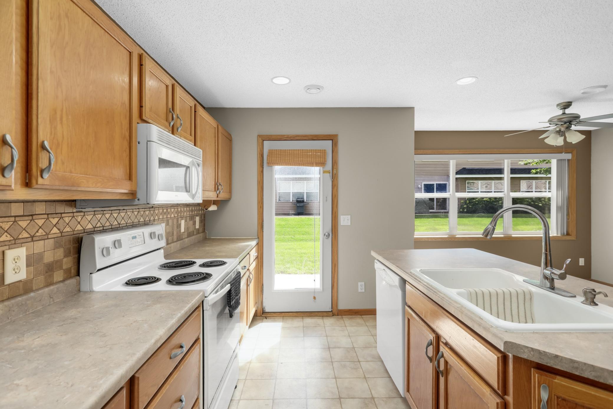 View of Residential at 10487 64th Way, Albertville MN 55301, Albertville (16 of 27) - Mike Wilen | Minnesota Team Real Estate