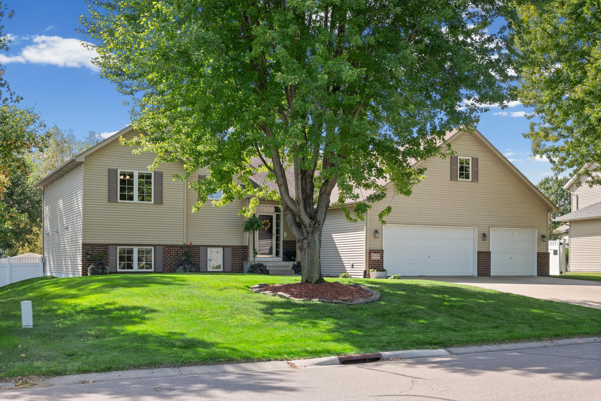 View of Residential at 9508 204th Street, Lakeville MN 55044, Lakeville (3 of 35) - Mike Wilen | Minnesota Team Real Estate