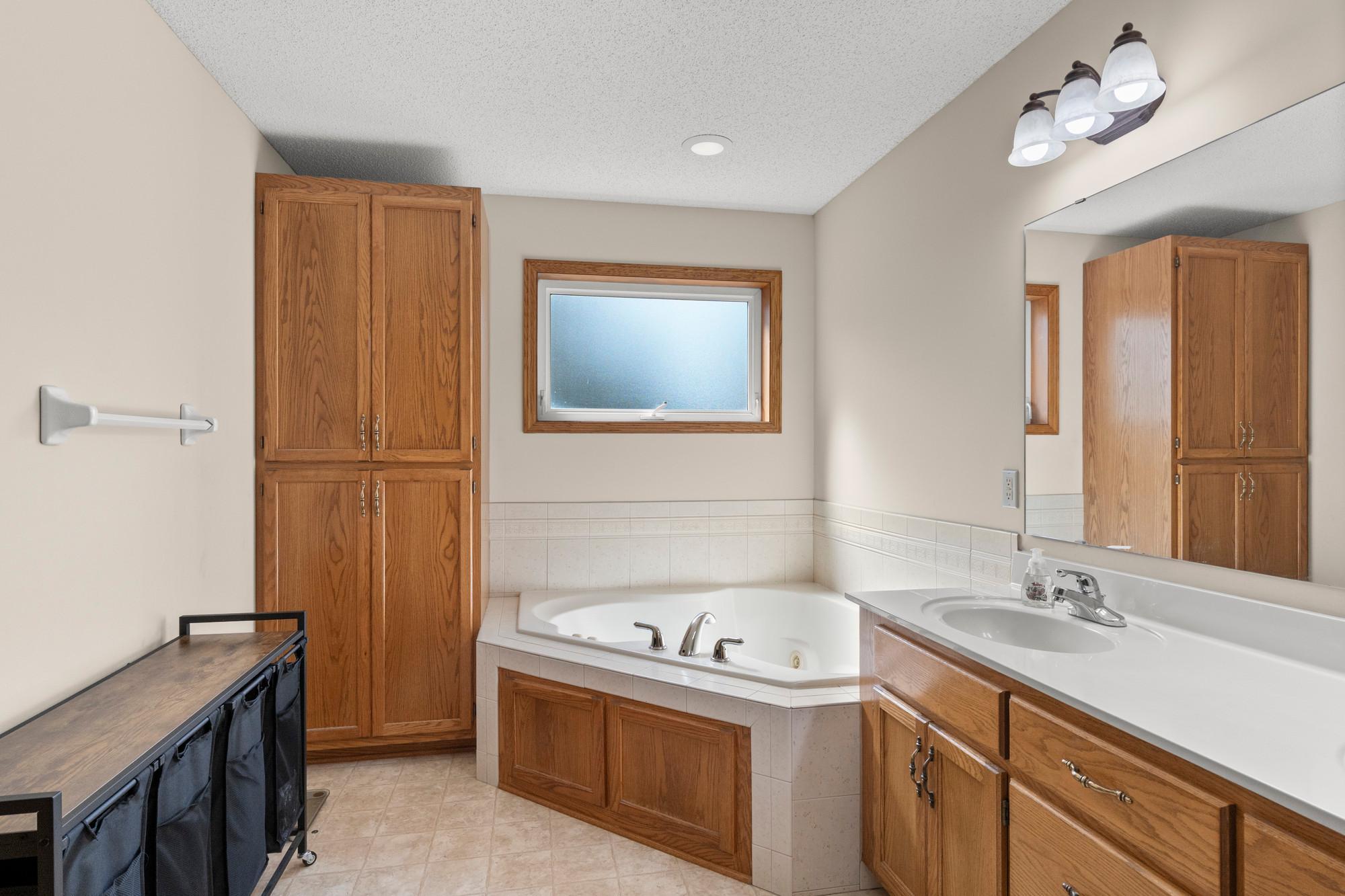 View of Residential at 9508 204th Street, Lakeville MN 55044, Lakeville (26 of 35) - Mike Wilen | Minnesota Team Real Estate