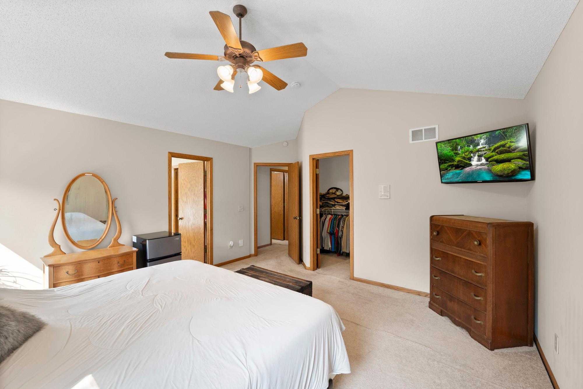 View of Residential at 9508 204th Street, Lakeville MN 55044, Lakeville (23 of 35) - Mike Wilen | Minnesota Team Real Estate