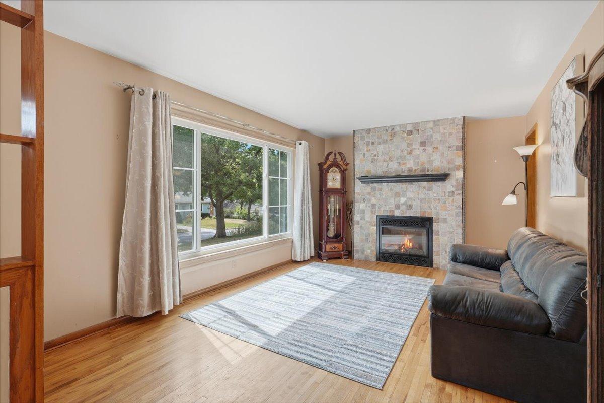 View of Residential at 9104 Stanlen Road, Saint Louis Park MN 55426, Saint Louis Park (6 of 35) - Mike Wilen | Minnesota Team Real Estate