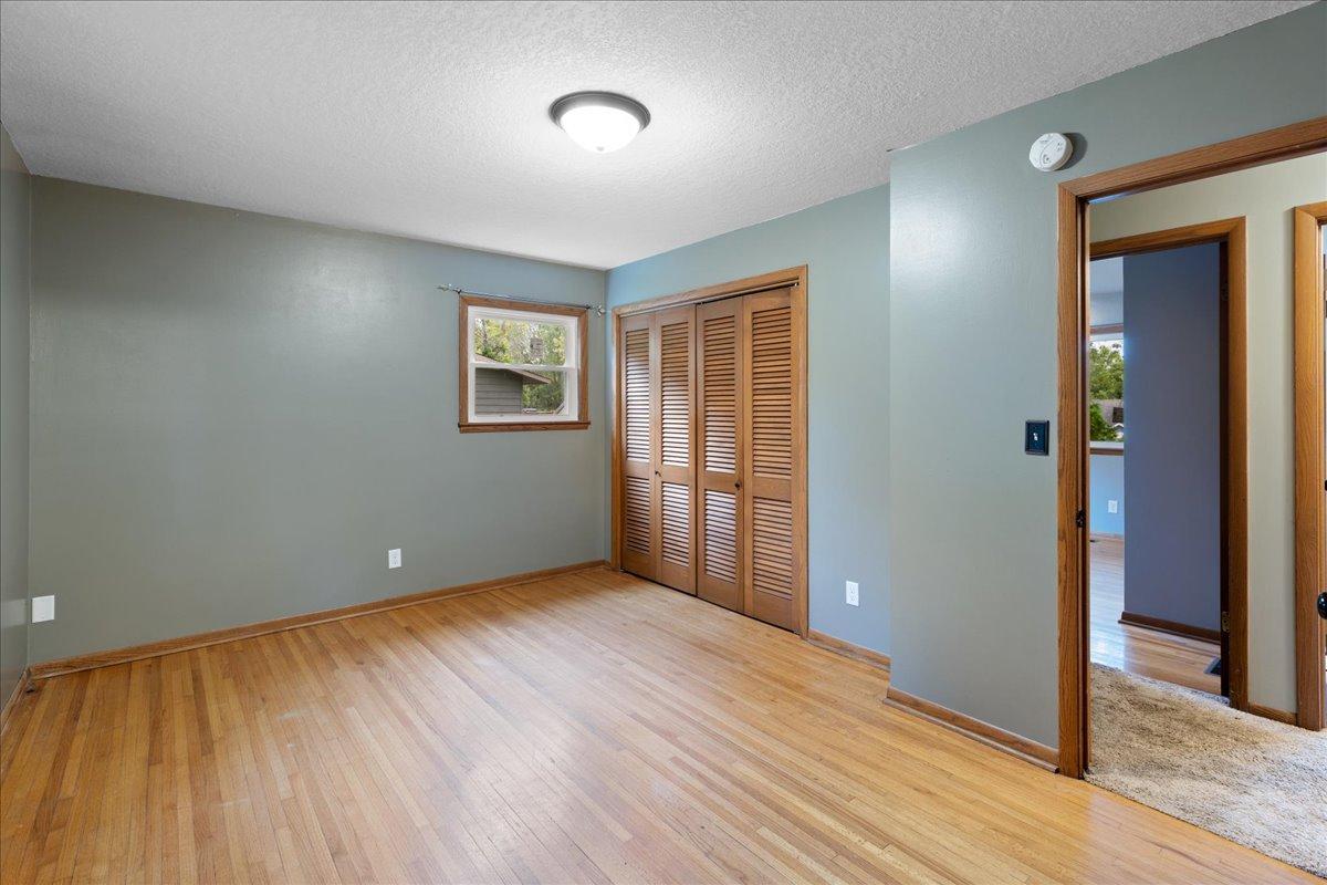 View of Residential at 6101 Oak Circle, North Branch MN 55056, North Branch (18 of 32) - Mike Wilen | Minnesota Team Real Estate