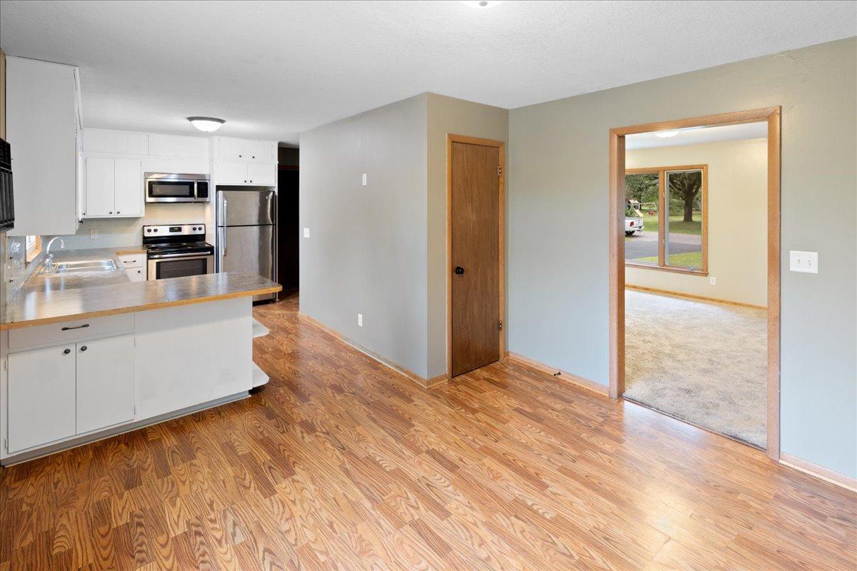 View of Residential at 6101 Oak Circle, North Branch MN 55056, North Branch (11 of 32) - Mike Wilen | Minnesota Team Real Estate