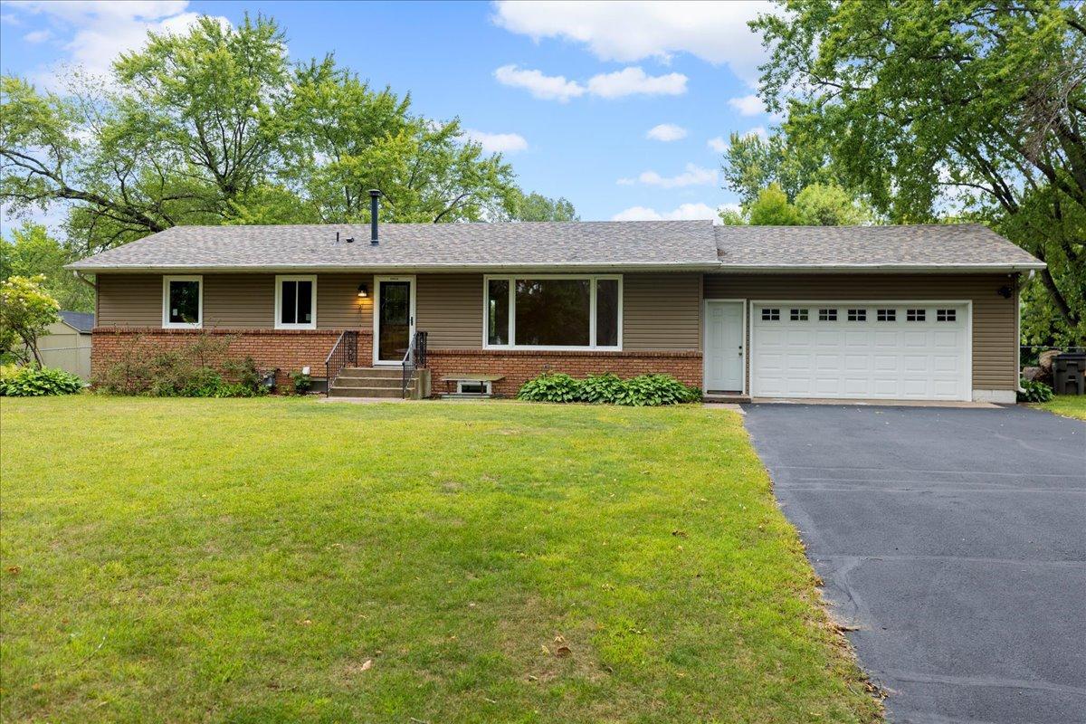 View of Residential at 6101 Oak Circle, North Branch MN 55056, North Branch (2 of 32) - Mike Wilen | Minnesota Team Real Estate