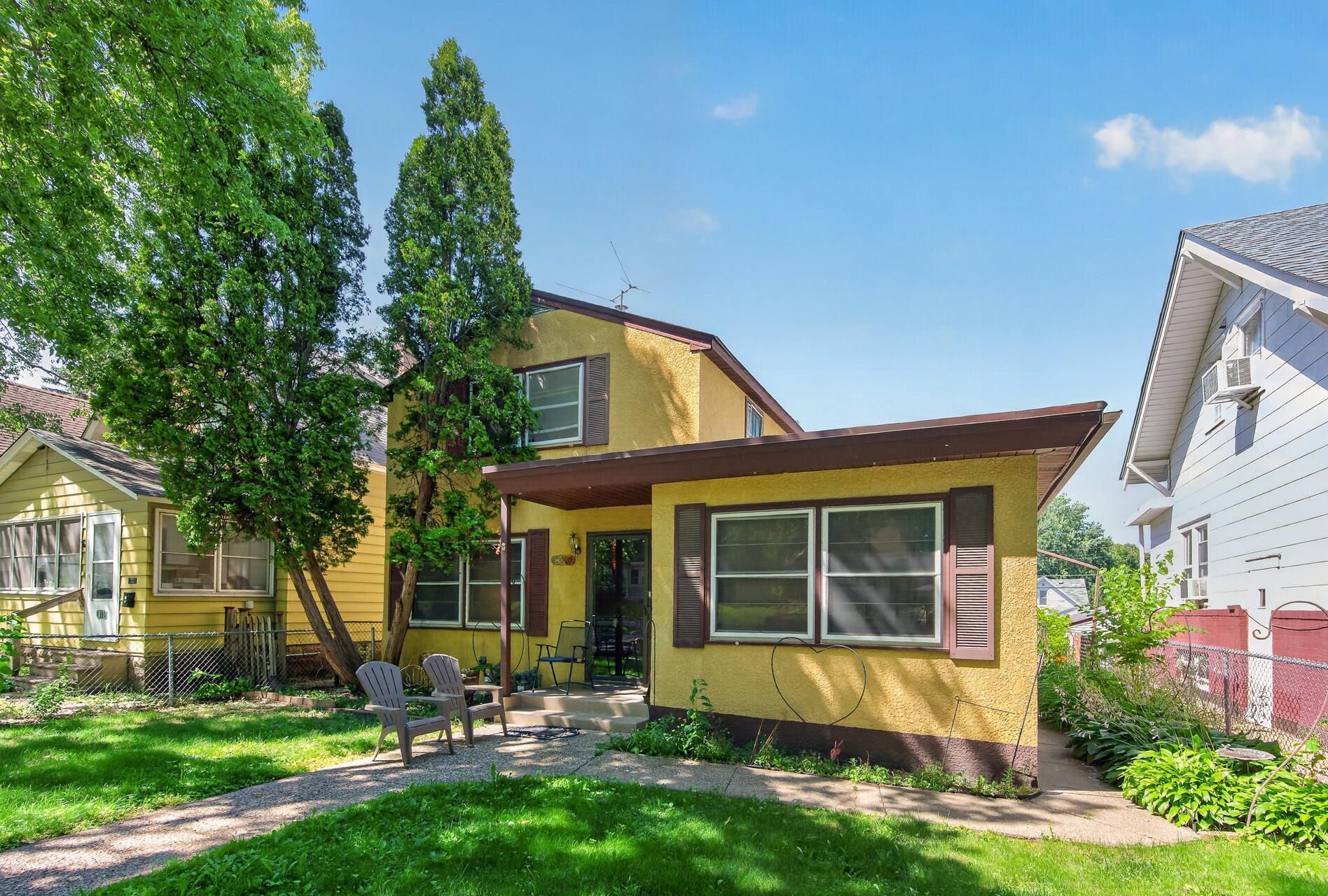View of Residential Income at 813 Minnehaha Avenue, Saint Paul MN 55104, Saint Paul (2 of 37) - Mike Wilen | Minnesota Team Real Estate