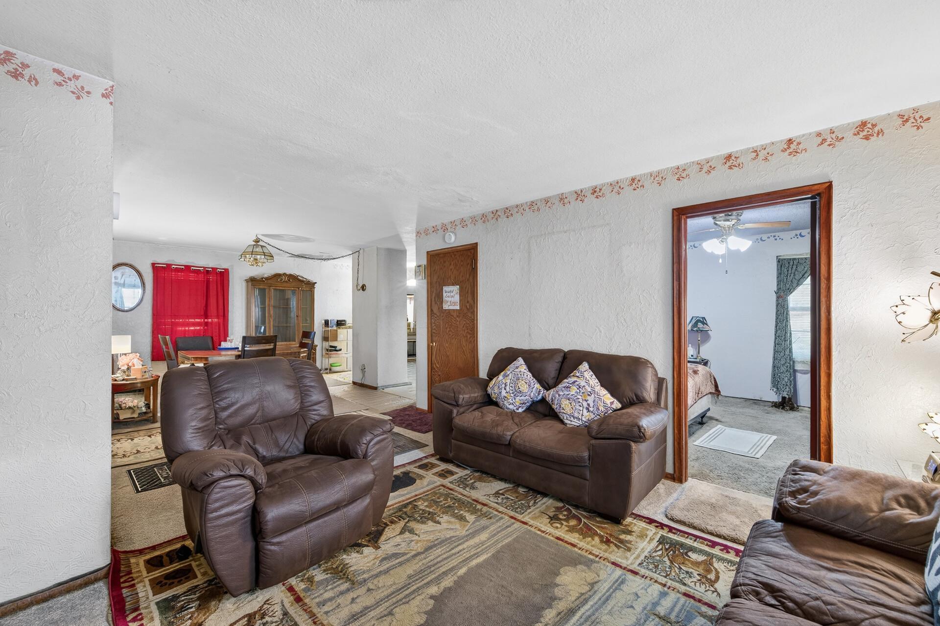 View of Residential Income at 813 Minnehaha Avenue, Saint Paul MN 55104, Saint Paul (8 of 37) - Mike Wilen | Minnesota Team Real Estate