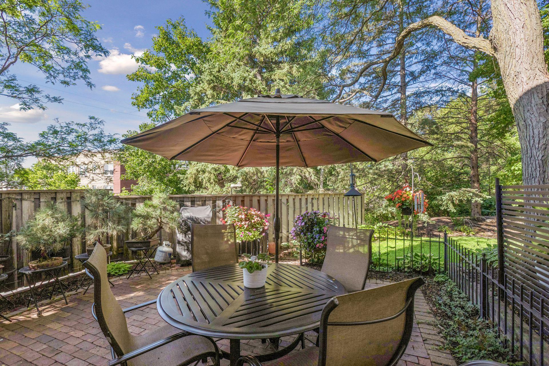 View of Residential at 1952 Dupont Avenue, Minneapolis MN 55403, Minneapolis (30 of 34) - Mike Wilen | Minnesota Team Real Estate
