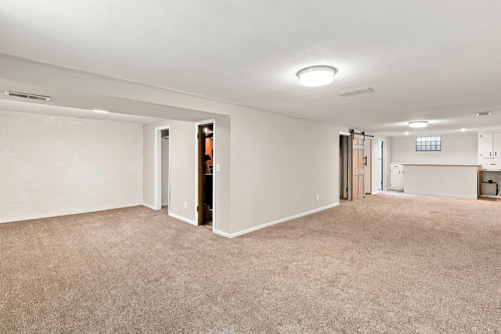 View of Residential at 16403 Seymour Drive, Minnetonka MN 55345, Minnetonka (23 of 44) - Mike Wilen | Minnesota Team Real Estate