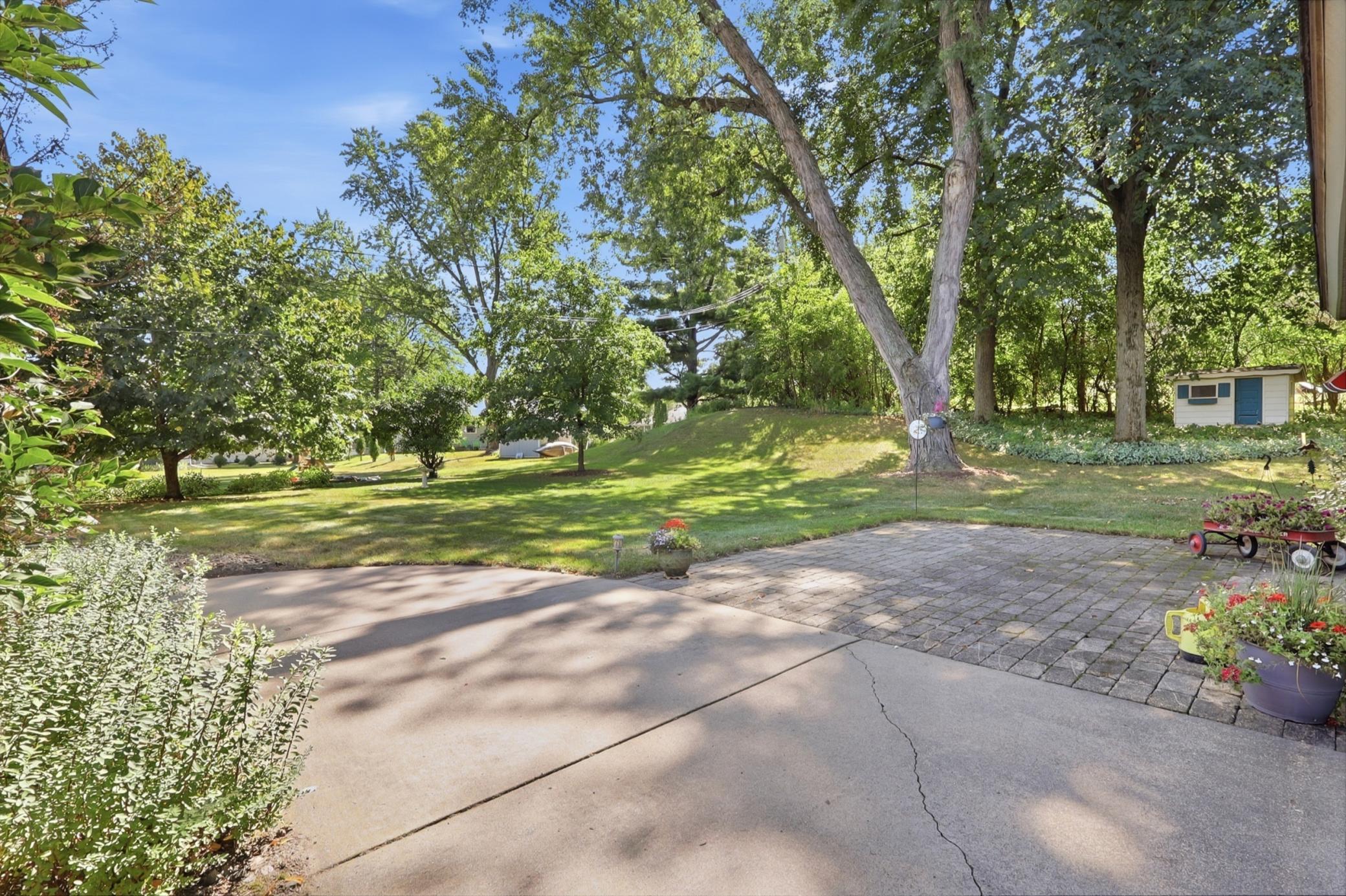 View of Residential at 16403 Seymour Drive, Minnetonka MN 55345, Minnetonka (37 of 44) - Mike Wilen | Minnesota Team Real Estate