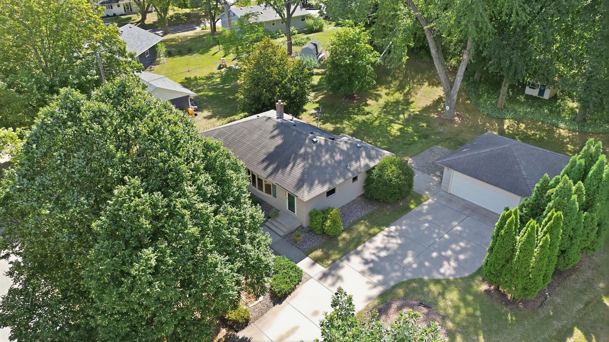 View of Residential at 16403 Seymour Drive, Minnetonka MN 55345, Minnetonka (40 of 44) - Mike Wilen | Minnesota Team Real Estate