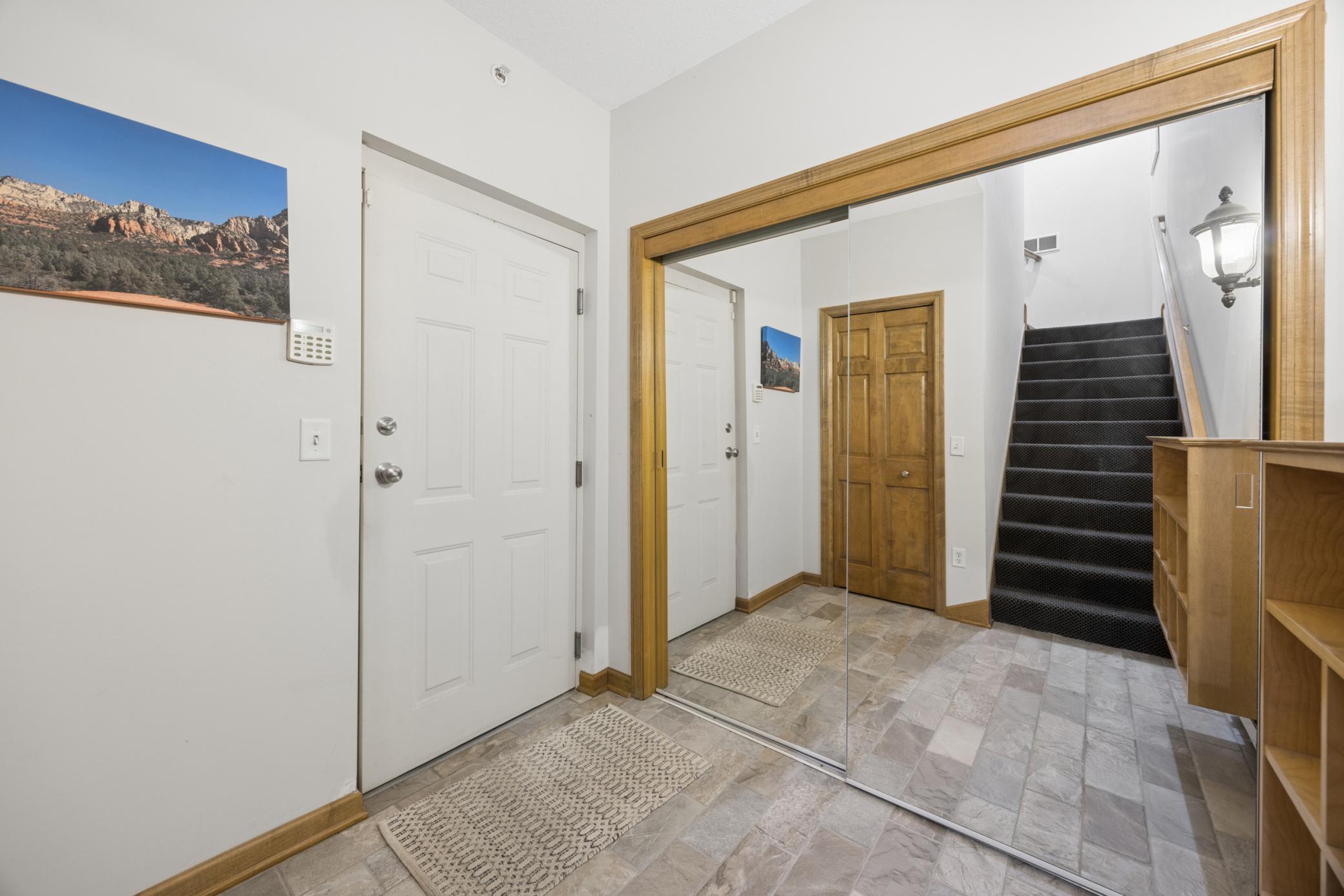 View of Residential at 365 Willoughby Way, Minnetonka MN 55305, Minnetonka (31 of 36) - Mike Wilen | Minnesota Team Real Estate
