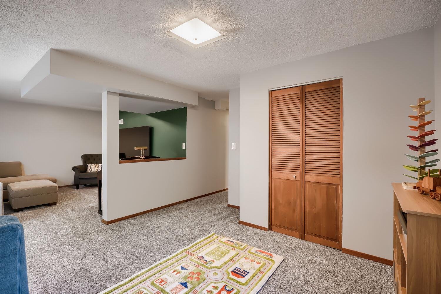 View of Residential at 7944 Grinnell Way, Lakeville MN 55044, Lakeville (25 of 29) - Mike Wilen | Minnesota Team Real Estate