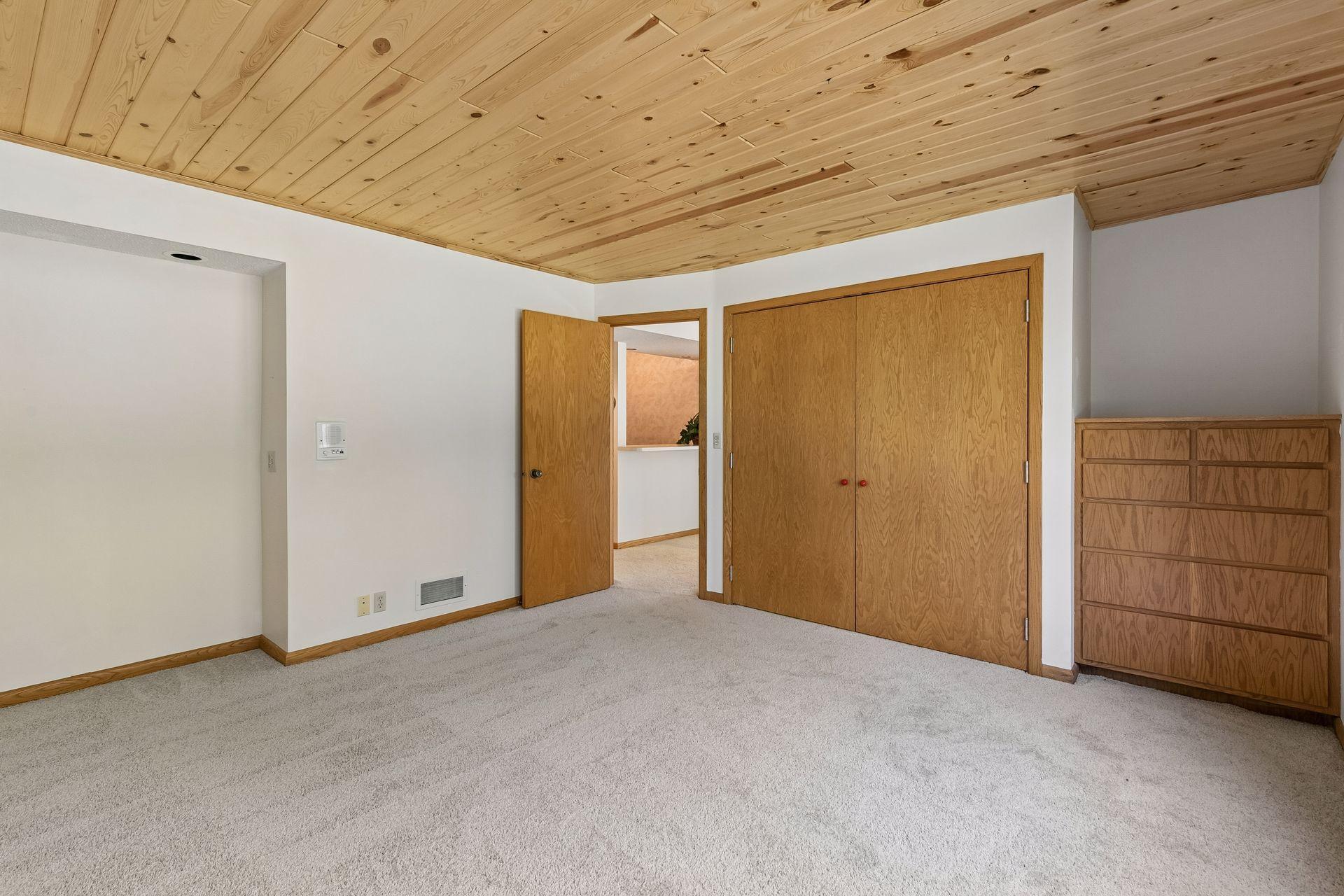 View of Residential at 6416 Vernon Avenue, Edina MN 55436, Edina (22 of 31) - Mike Wilen | Minnesota Team Real Estate