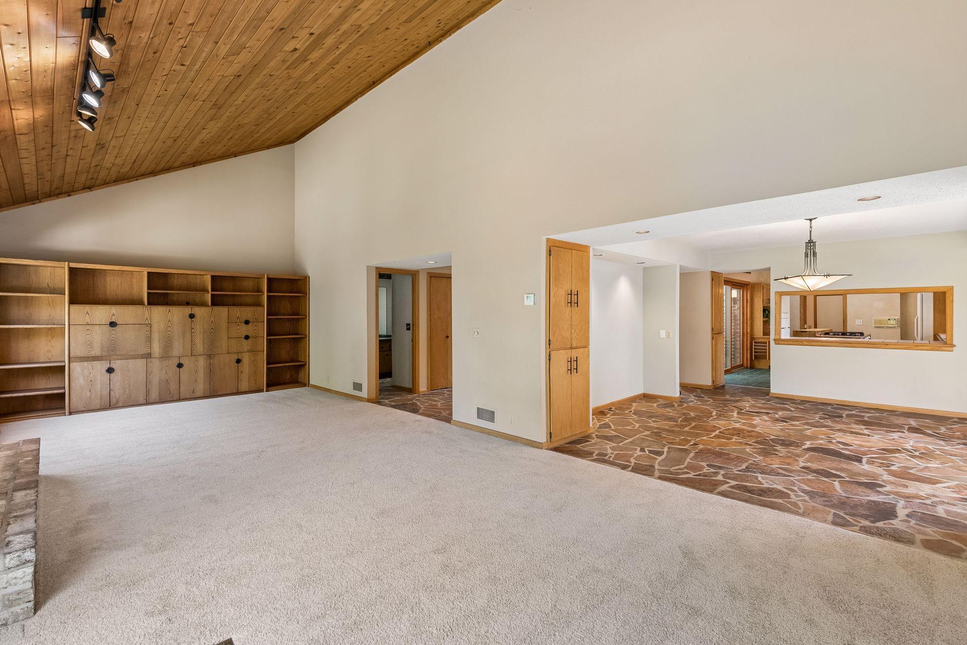 View of Residential at 6416 Vernon Avenue, Edina MN 55436, Edina (7 of 31) - Mike Wilen | Minnesota Team Real Estate