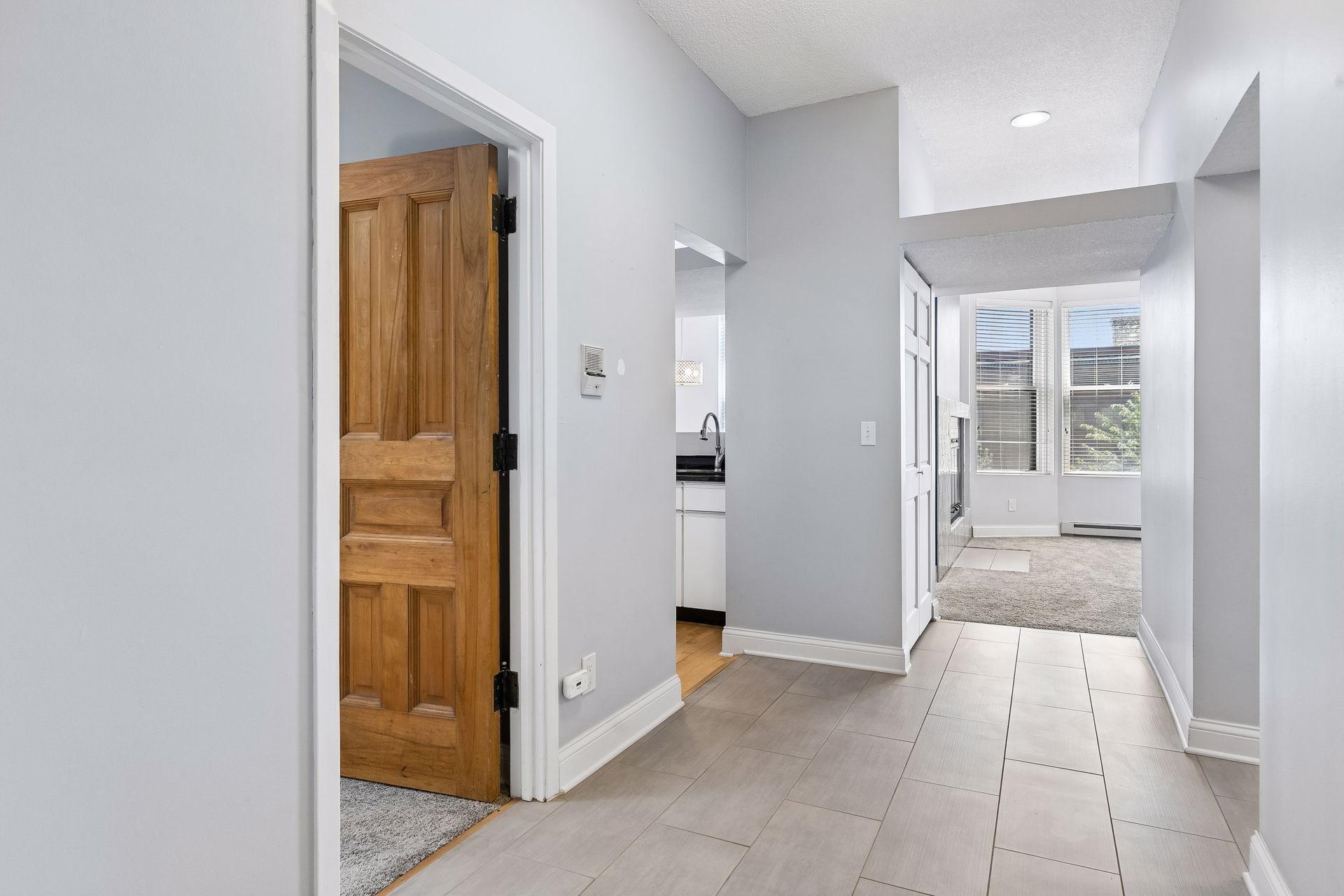 View of Residential at 505 Selby Avenue #11, Saint Paul MN 55102, Saint Paul (8 of 33) - Mike Wilen | Minnesota Team Real Estate