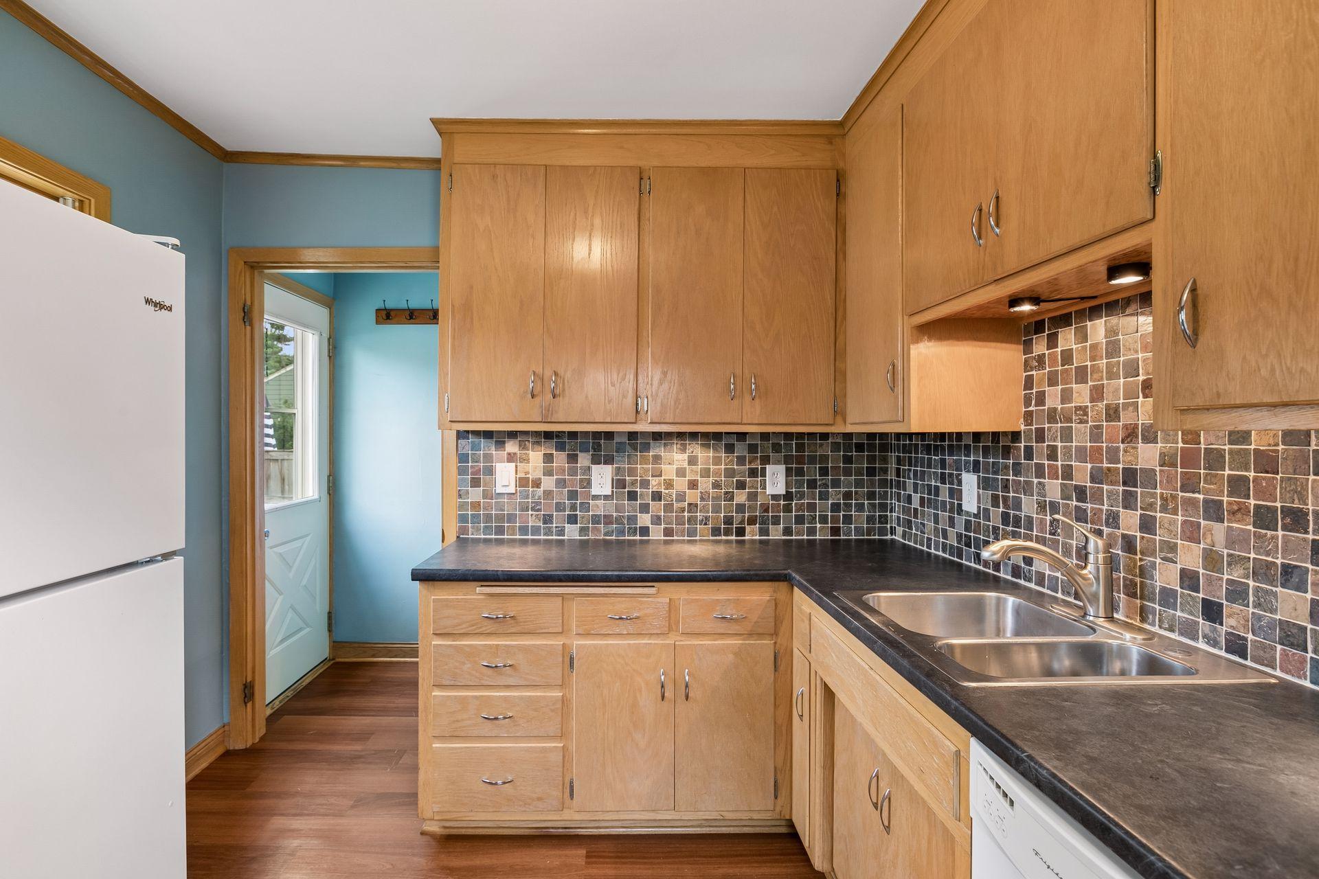 View of Residential at 5912 10th Avenue, Minneapolis MN 55417, Minneapolis (12 of 31) - Mike Wilen | Minnesota Team Real Estate