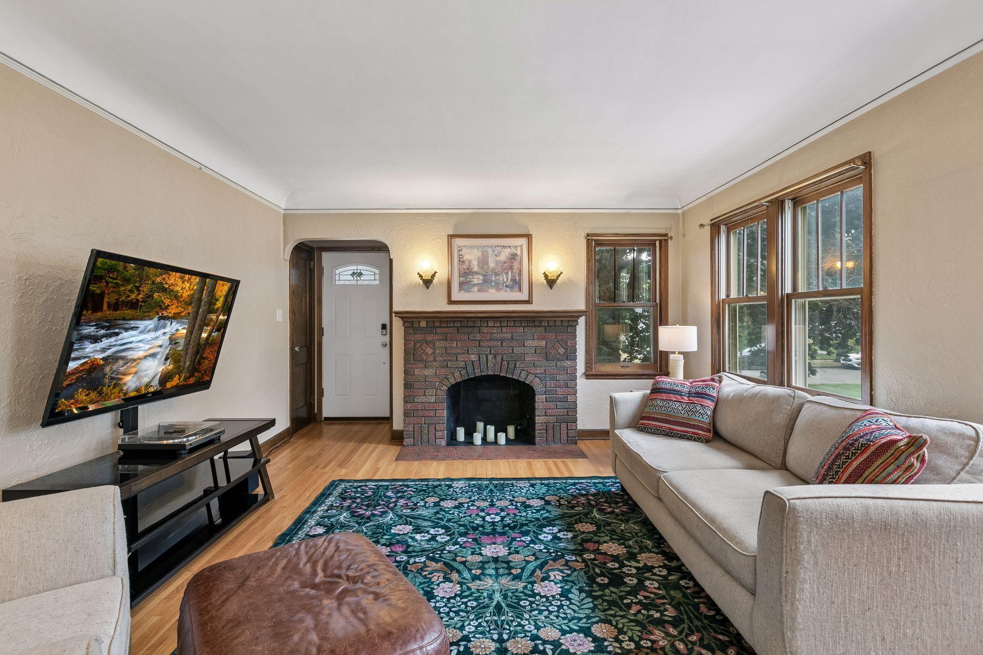 View of Residential at 5912 10th Avenue, Minneapolis MN 55417, Minneapolis (6 of 31) - Mike Wilen | Minnesota Team Real Estate