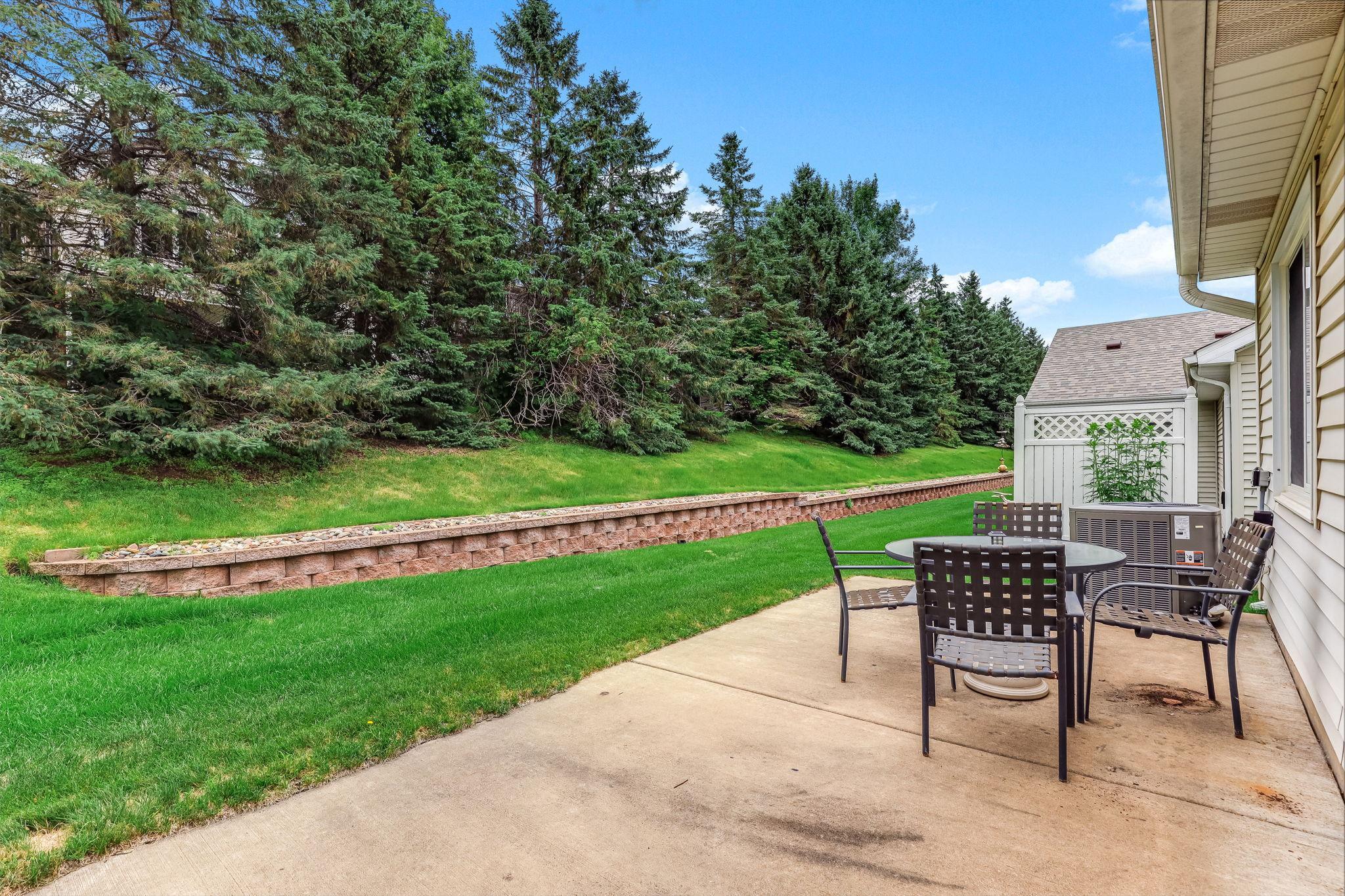 View of Residential at 7580 Newbury Road, Woodbury MN 55125, Woodbury (27 of 32) - Mike Wilen | Minnesota Team Real Estate