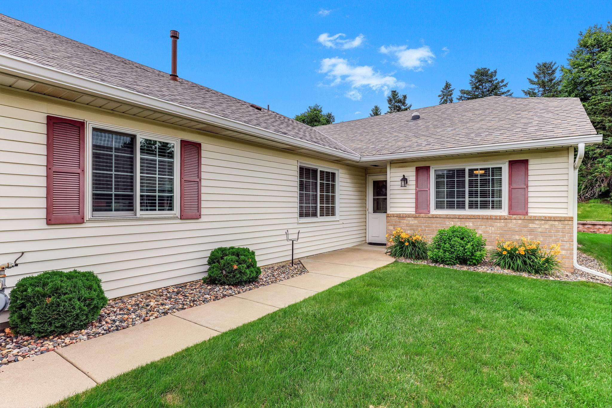 View of Residential at 7580 Newbury Road, Woodbury MN 55125, Woodbury (4 of 32) - Mike Wilen | Minnesota Team Real Estate