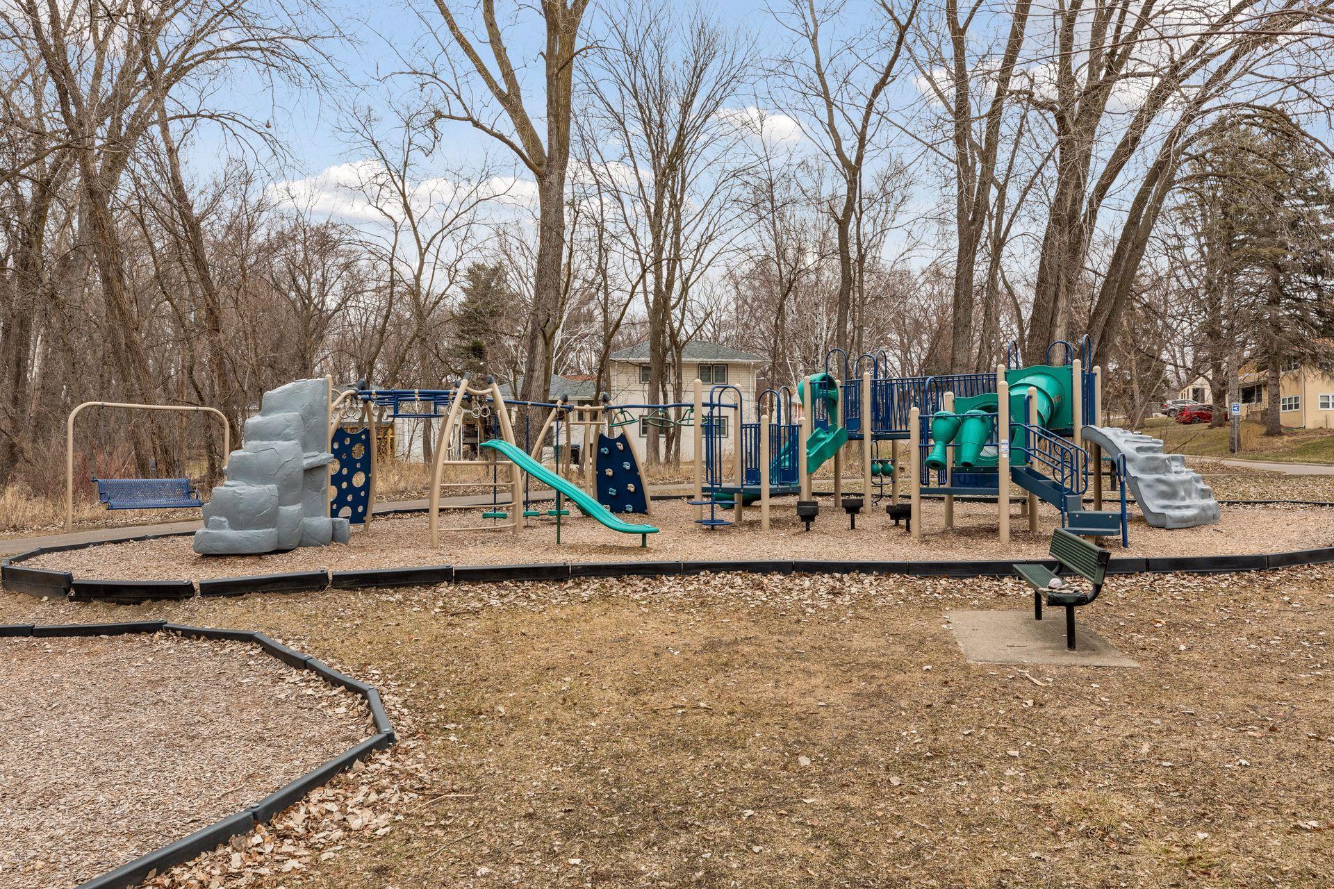 View of Residential at 2128 Cohansey Boulevard, Roseville MN 55113, Roseville (43 of 51) - Mike Wilen | Minnesota Team Real Estate
