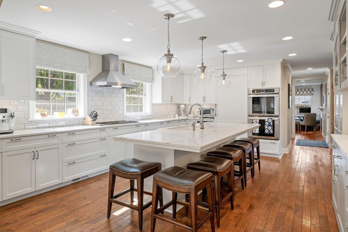 View of Residential at 4801 Larkspur Lane, Edina MN 55435, Edina (10 of 33) - Mike Wilen | Minnesota Team Real Estate