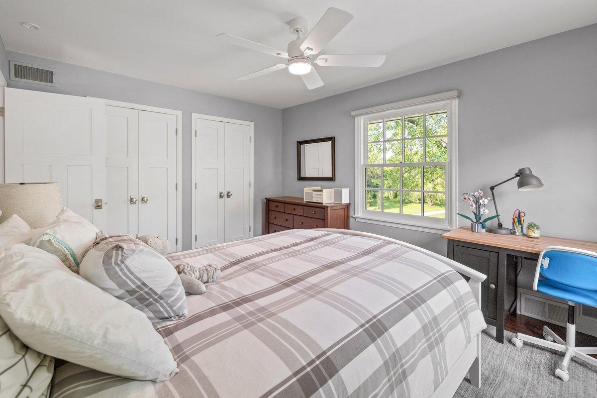View of Residential at 4801 Larkspur Lane, Edina MN 55435, Edina (23 of 33) - Mike Wilen | Minnesota Team Real Estate