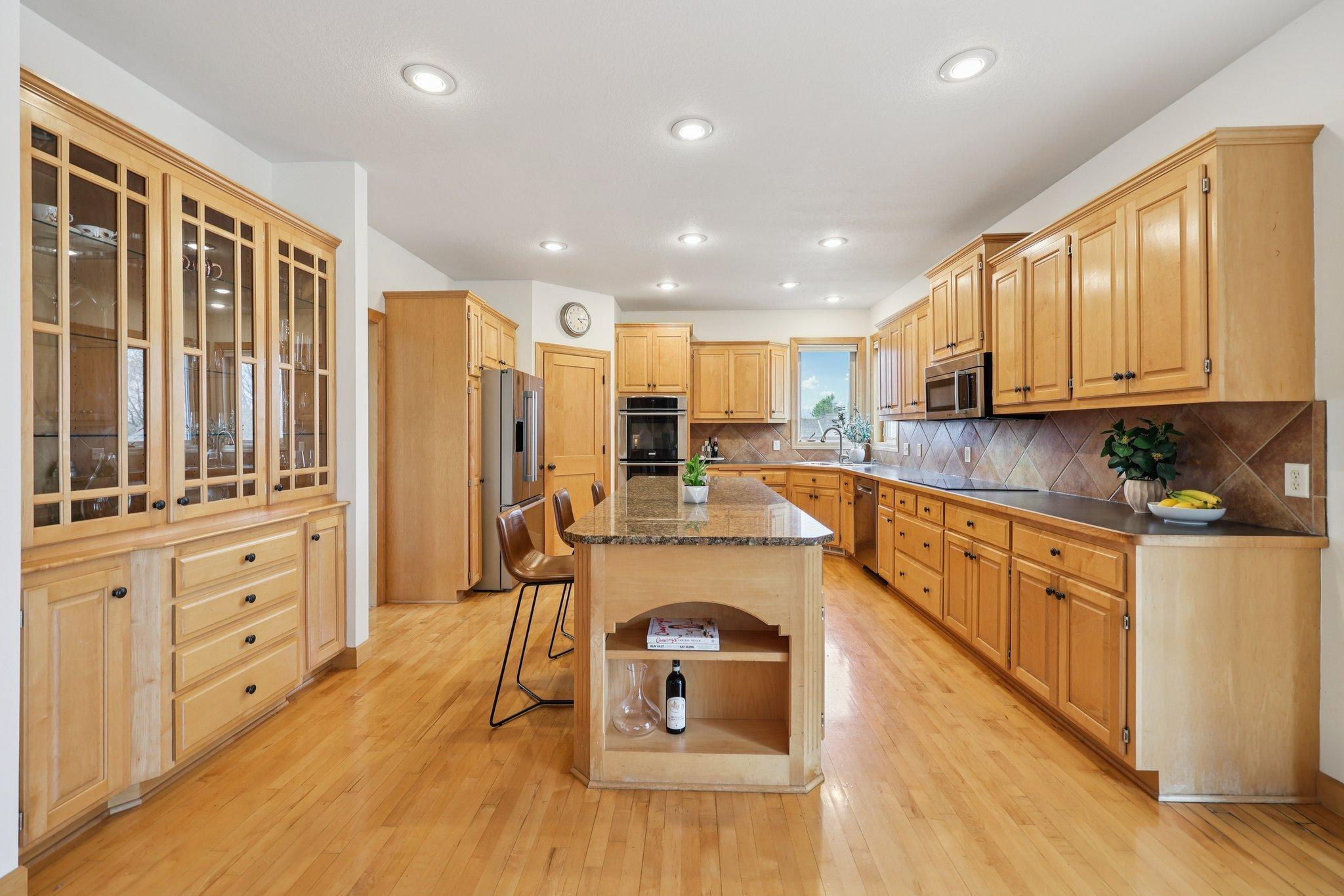 View of Residential at 8813 Woodhill Drive, Savage MN 55378, Savage (9 of 47) - Mike Wilen | Minnesota Team Real Estate