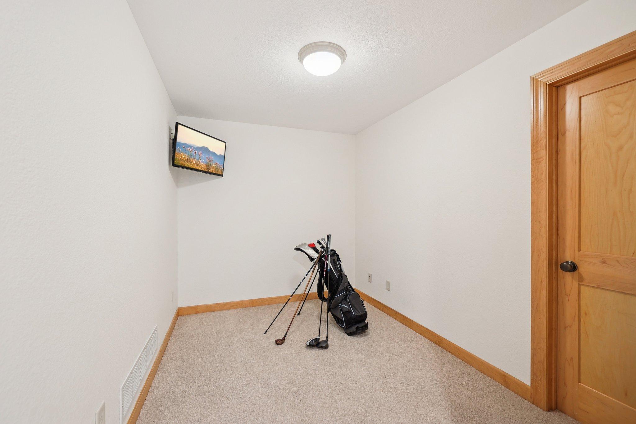 View of Residential at 8813 Woodhill Drive, Savage MN 55378, Savage (28 of 47) - Mike Wilen | Minnesota Team Real Estate