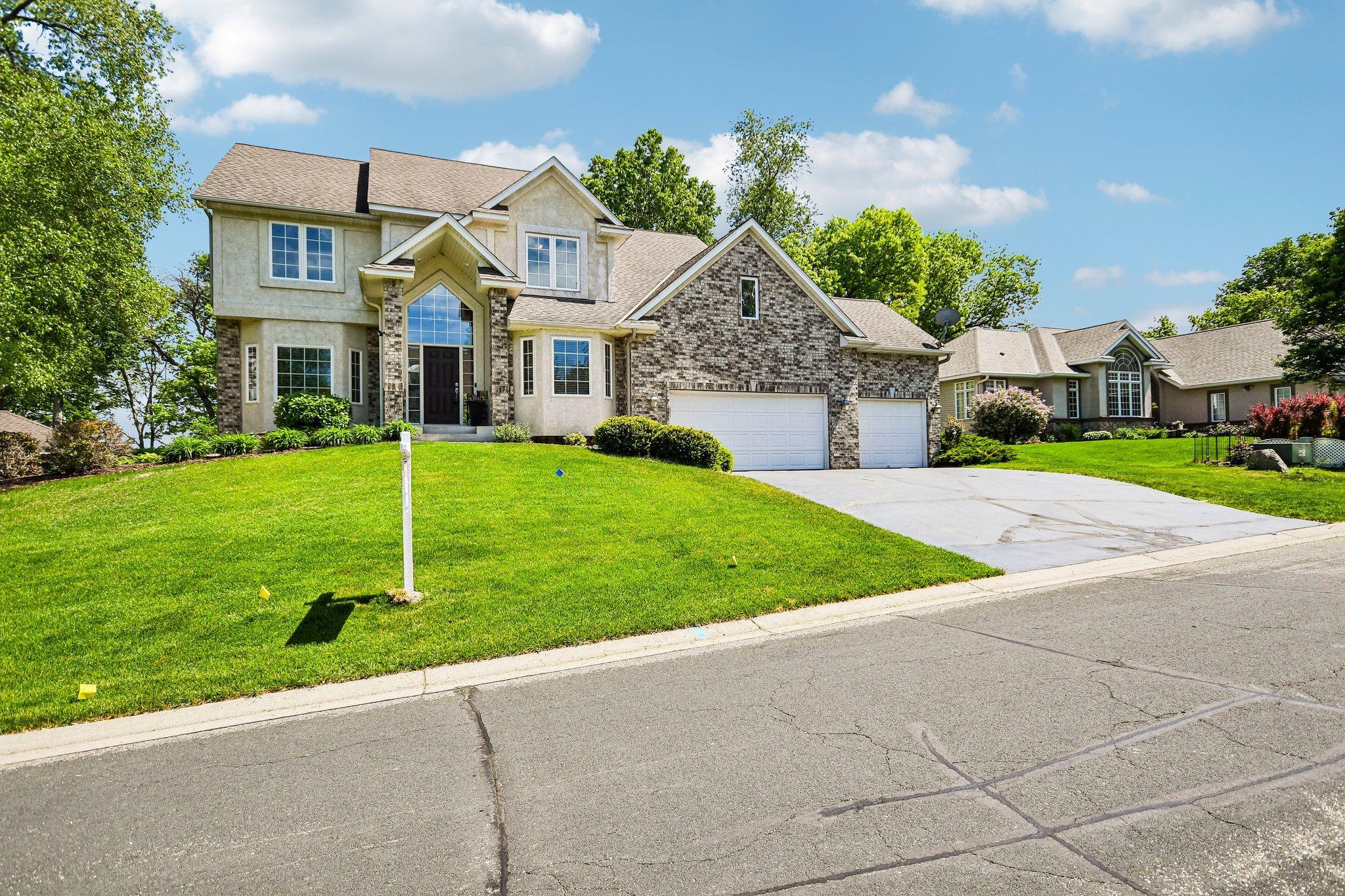 View of Residential at 8813 Woodhill Drive, Savage MN 55378, Savage (45 of 47) - Mike Wilen | Minnesota Team Real Estate
