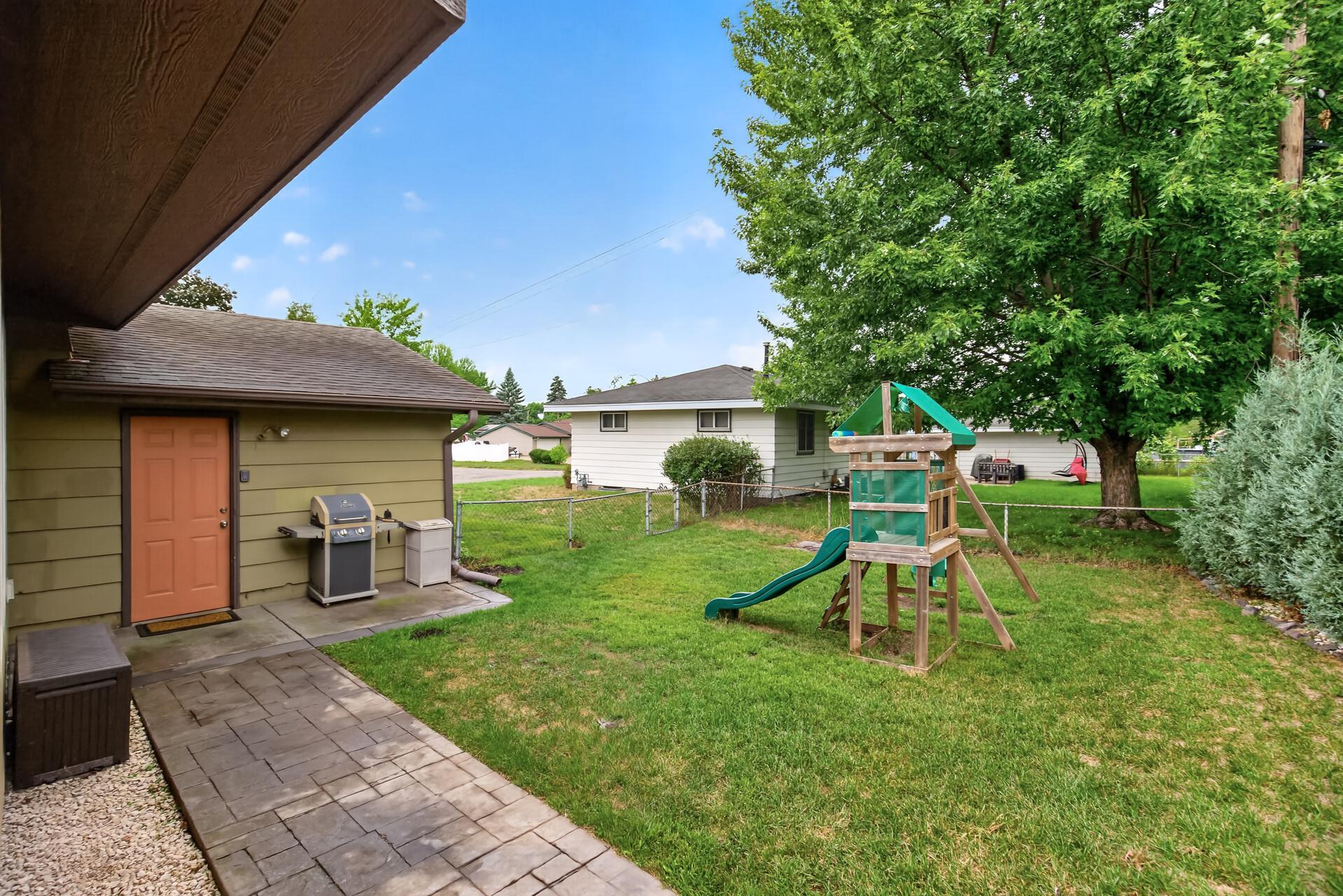 View of Residential at 1261 Gary Drive, Saint Paul Park MN 55071, Saint Paul Park (35 of 43) - Mike Wilen | Minnesota Team Real Estate