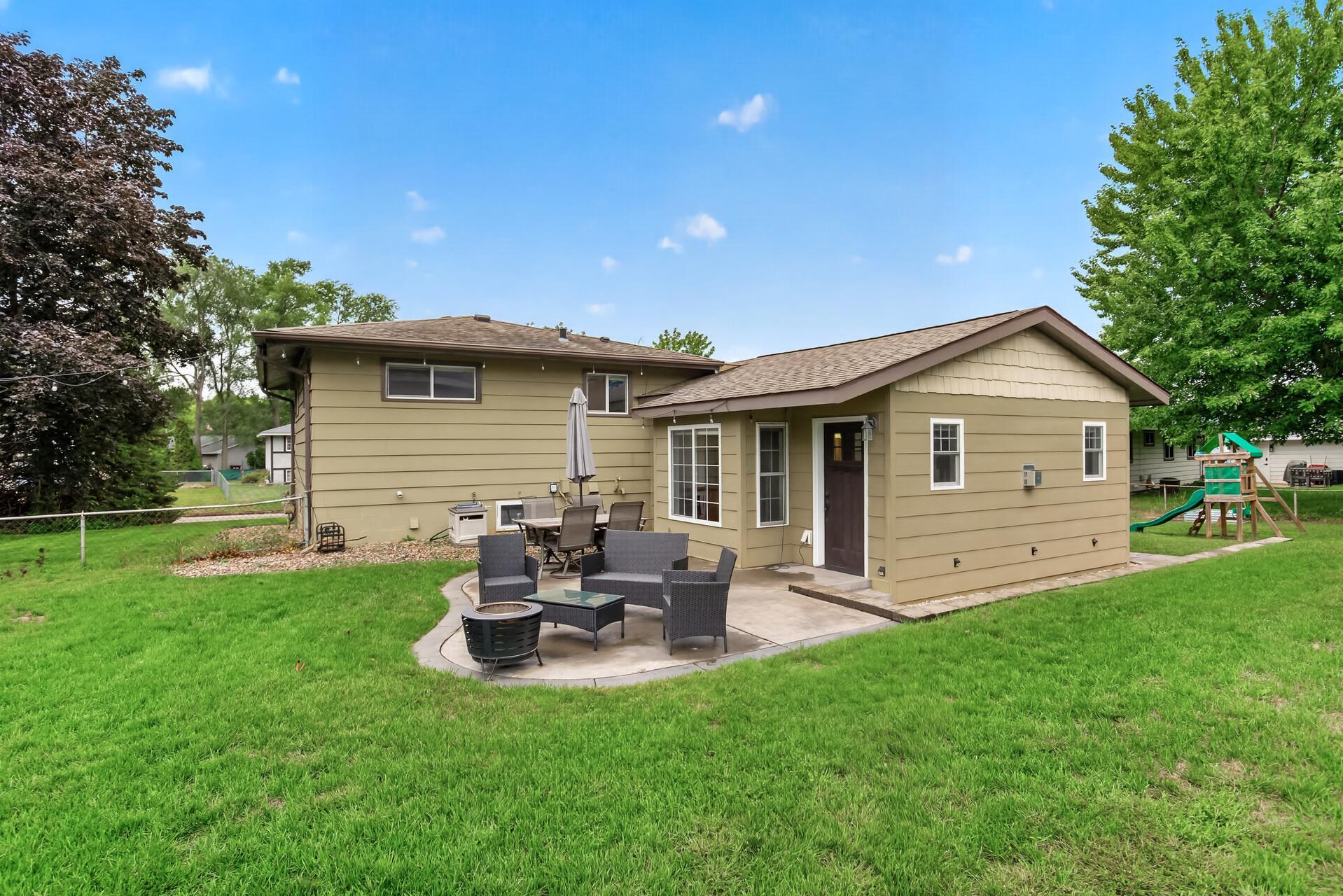 View of Residential at 1261 Gary Drive, Saint Paul Park MN 55071, Saint Paul Park (32 of 43) - Mike Wilen | Minnesota Team Real Estate