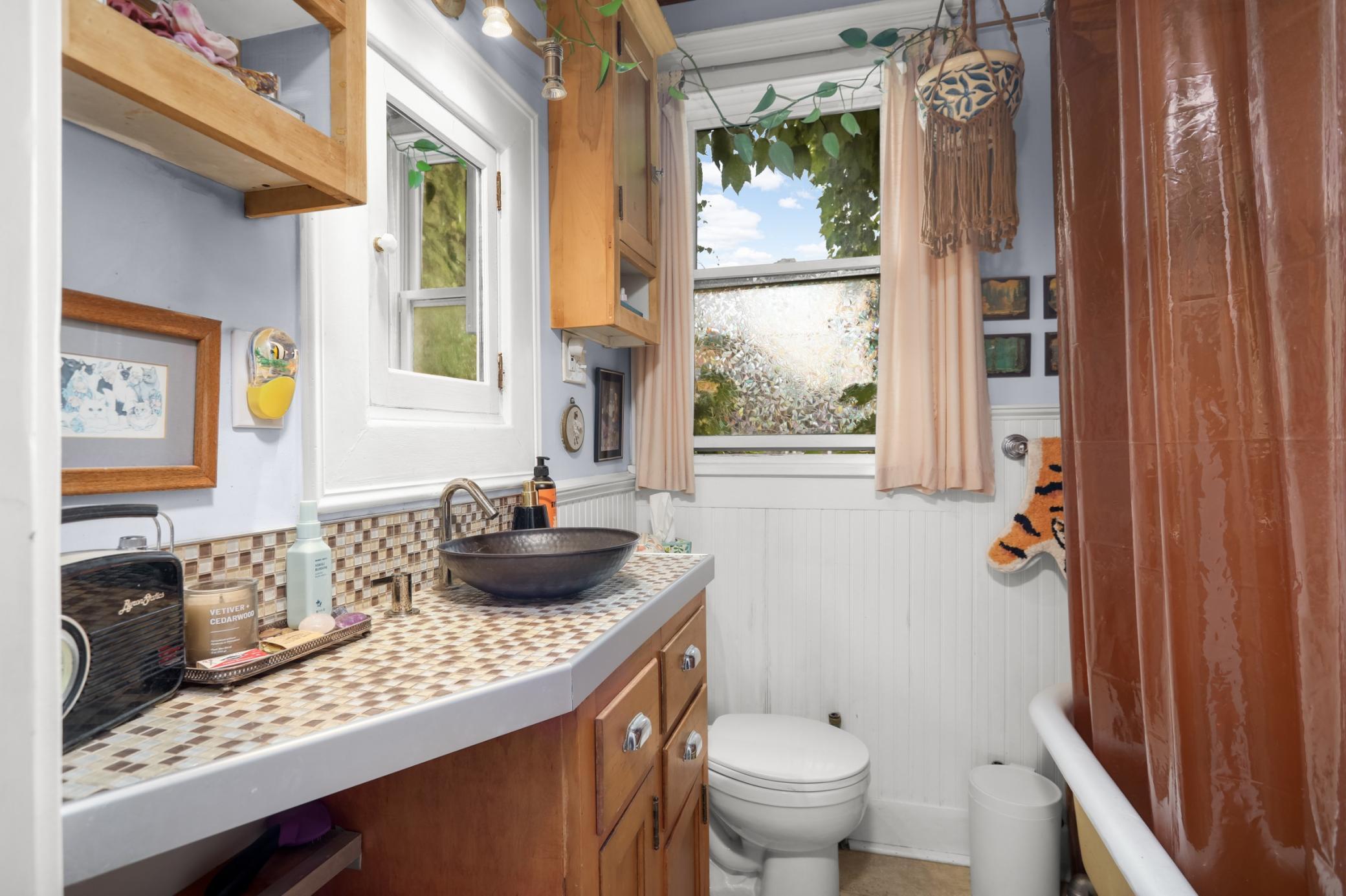 View of Residential Income at 2721 Columbus Avenue, Minneapolis MN 55407, Minneapolis (22 of 31) - Mike Wilen | Minnesota Team Real Estate