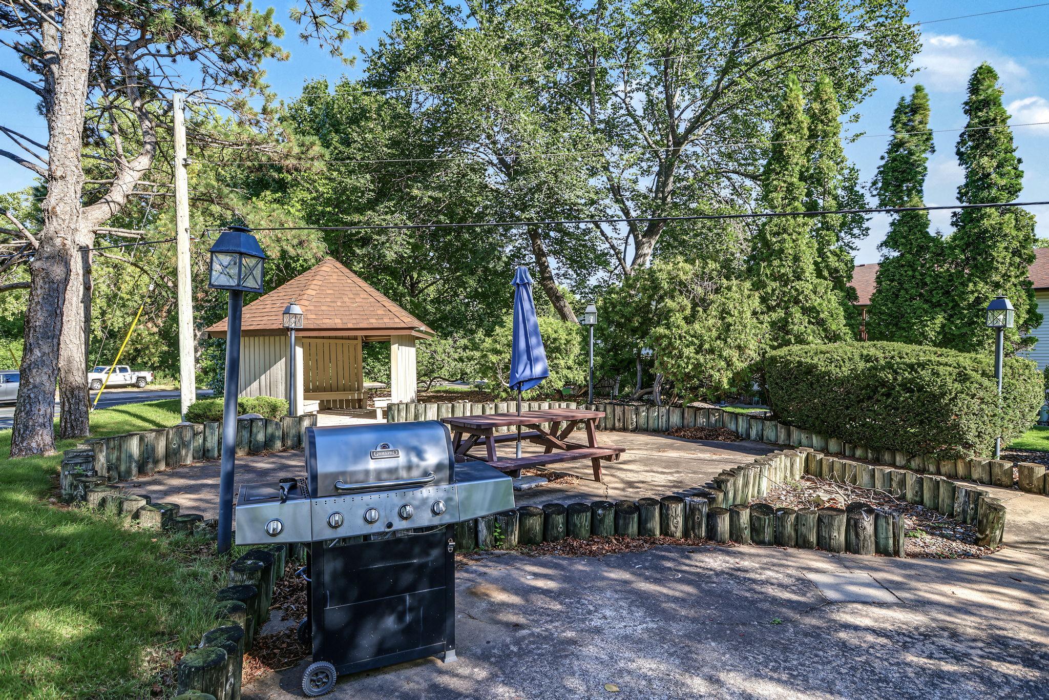 View of Residential at 3916 Foss Road #104, Saint Anthony MN 55421, Saint Anthony (29 of 29) - Mike Wilen | Minnesota Team Real Estate