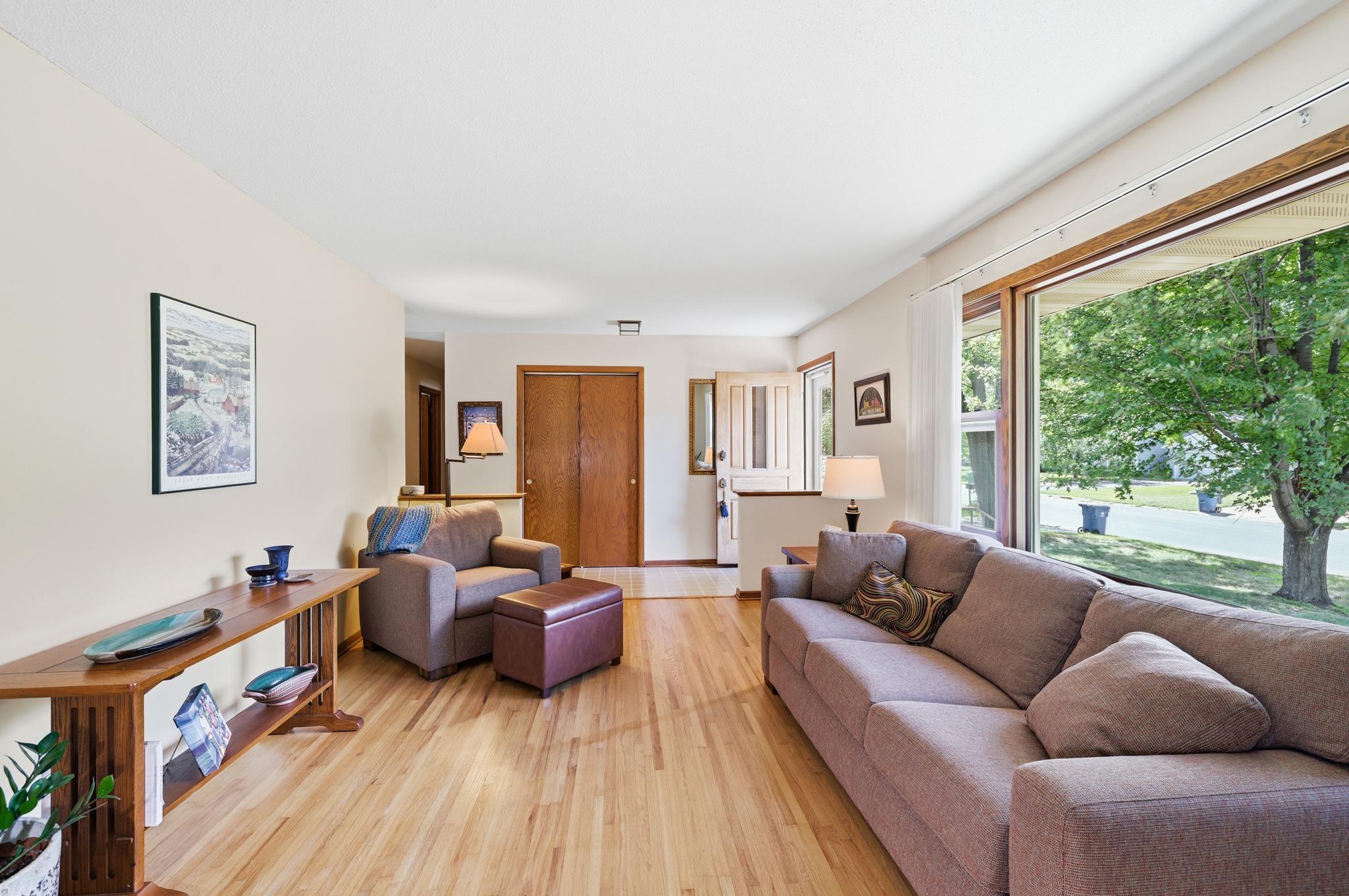 View of Residential at 261 1st Avenue, New Brighton MN 55112, New Brighton (4 of 31) - Mike Wilen | Minnesota Team Real Estate