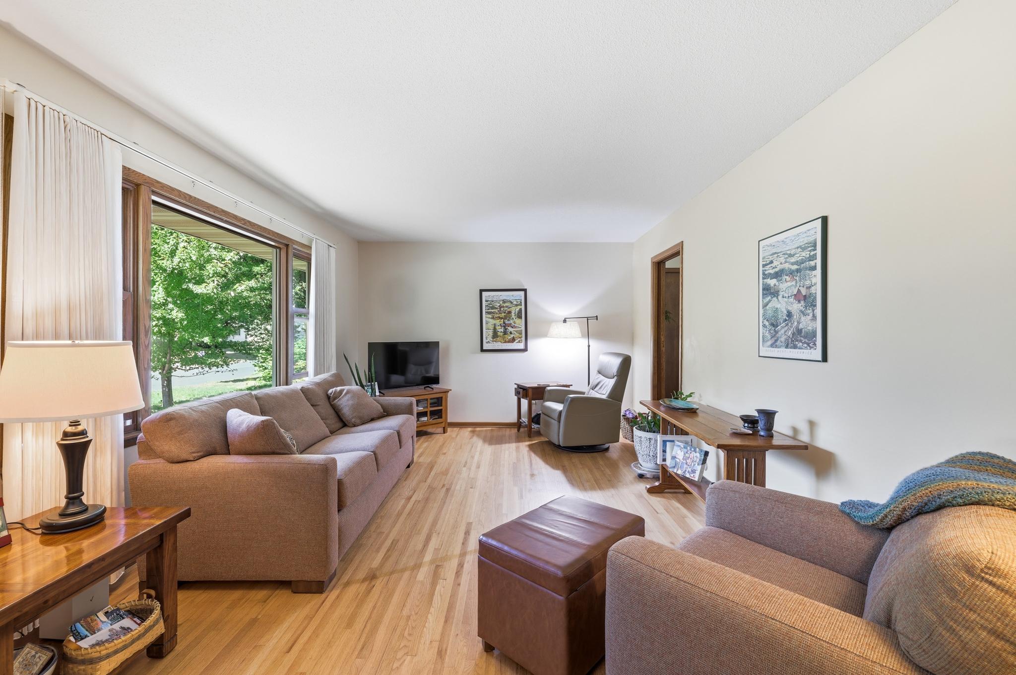 View of Residential at 261 1st Avenue, New Brighton MN 55112, New Brighton (2 of 31) - Mike Wilen | Minnesota Team Real Estate