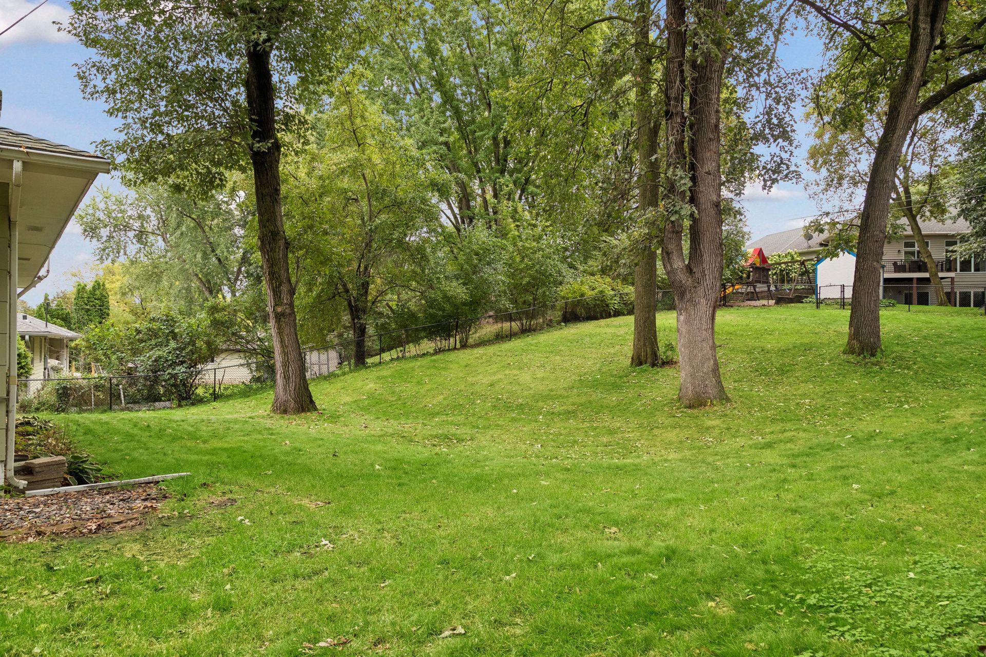 View of Residential at 16419 Seymour Drive, Minnetonka MN 55345, Minnetonka (24 of 25) - Mike Wilen | Minnesota Team Real Estate