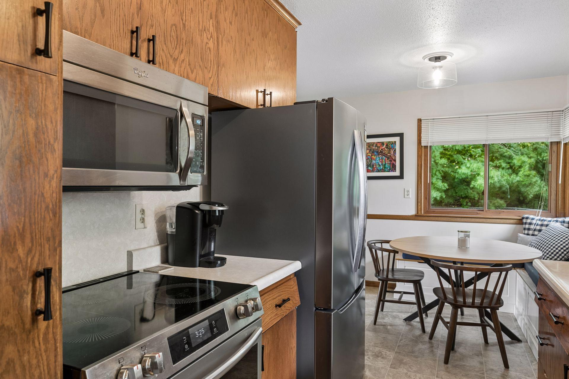 View of Residential at 16419 Seymour Drive, Minnetonka MN 55345, Minnetonka (9 of 25) - Mike Wilen | Minnesota Team Real Estate