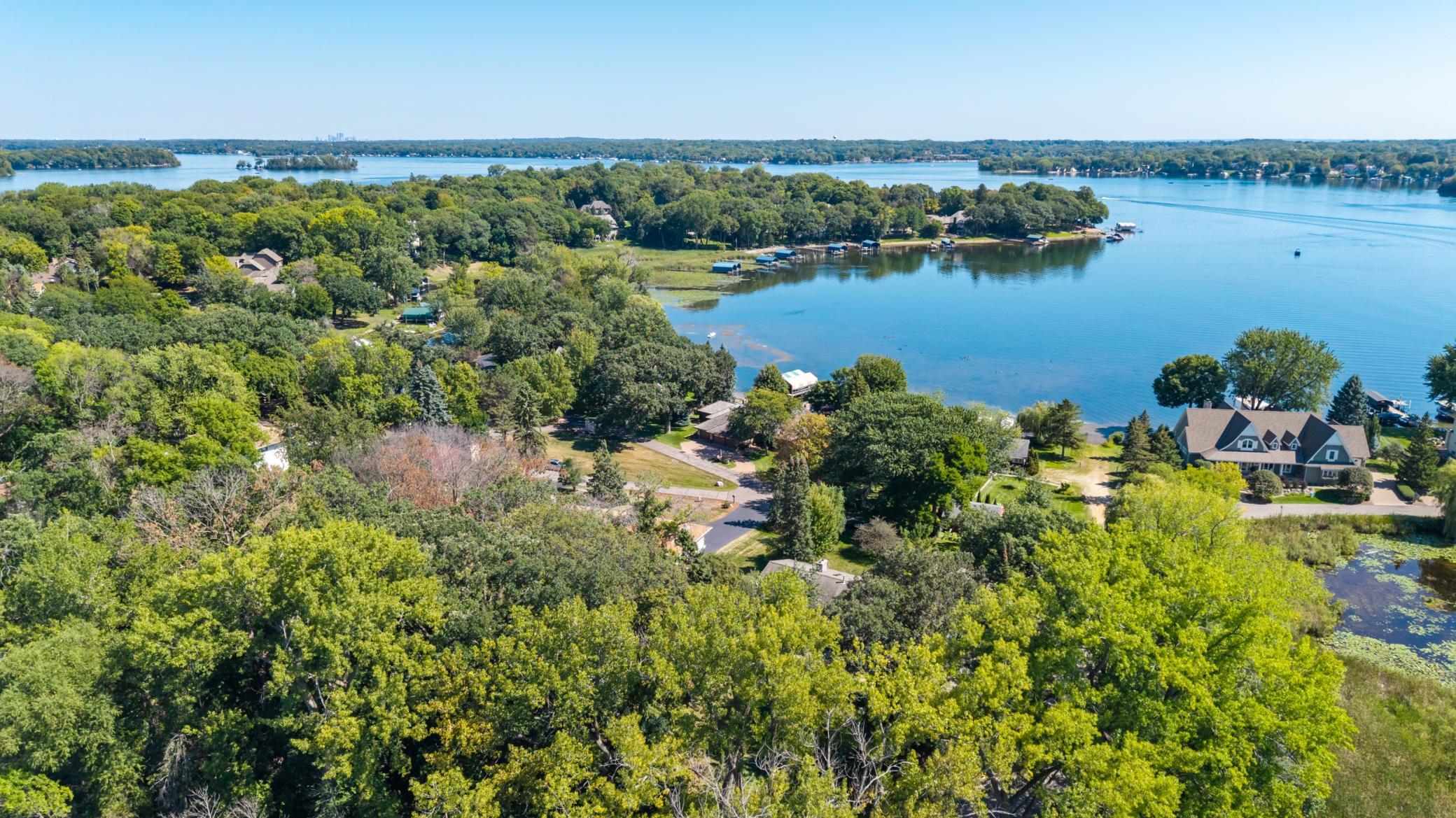 View of Residential at 20 Willow Wood Drive, Excelsior MN 55331, Excelsior (52 of 57) - Mike Wilen | Minnesota Team Real Estate