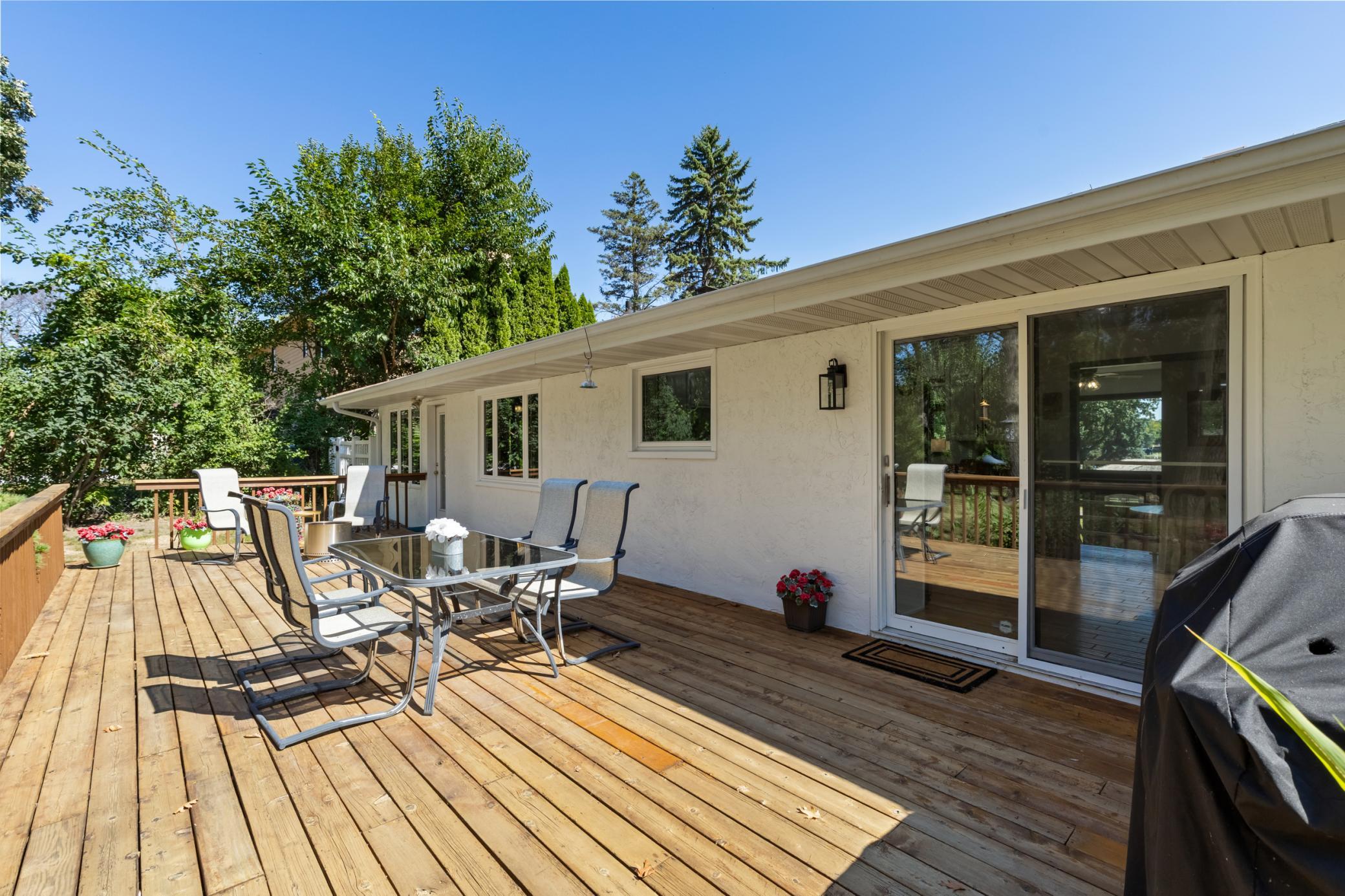 View of Residential at 20 Willow Wood Drive, Excelsior MN 55331, Excelsior (23 of 57) - Mike Wilen | Minnesota Team Real Estate