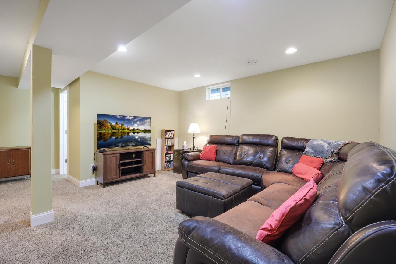View of Residential at 2605 17th Avenue, Minneapolis MN 55407, Minneapolis (30 of 35) - Mike Wilen | Minnesota Team Real Estate